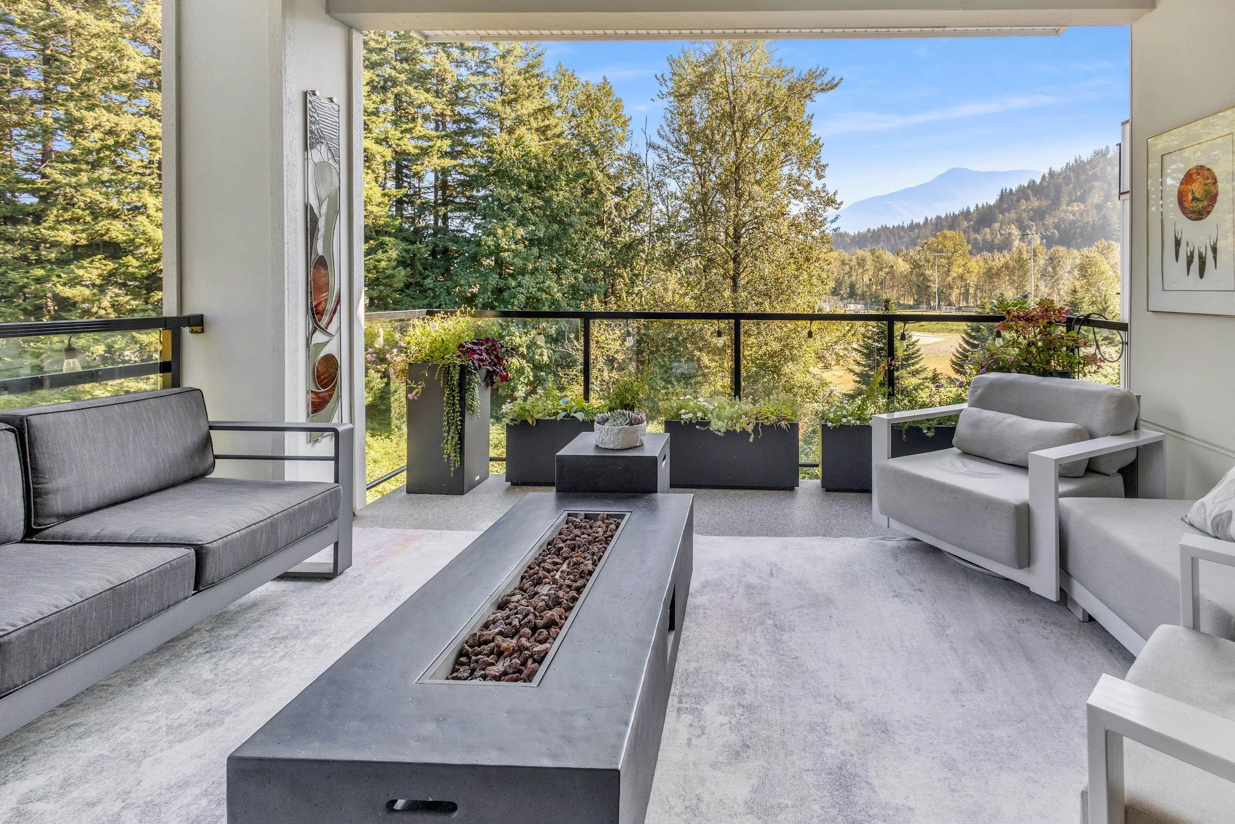 403 5380 Tyee Lane