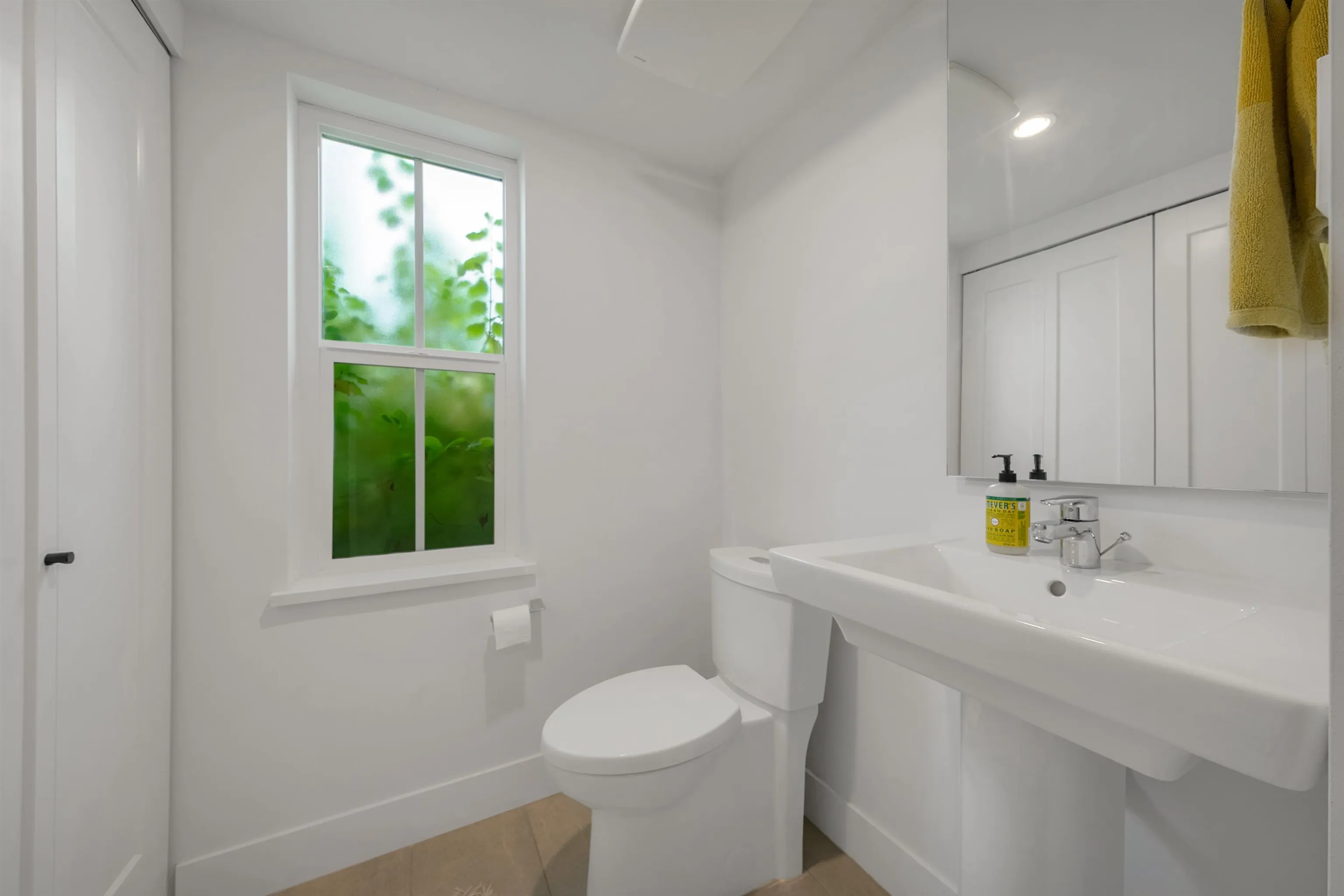 79 4638 Orca Way