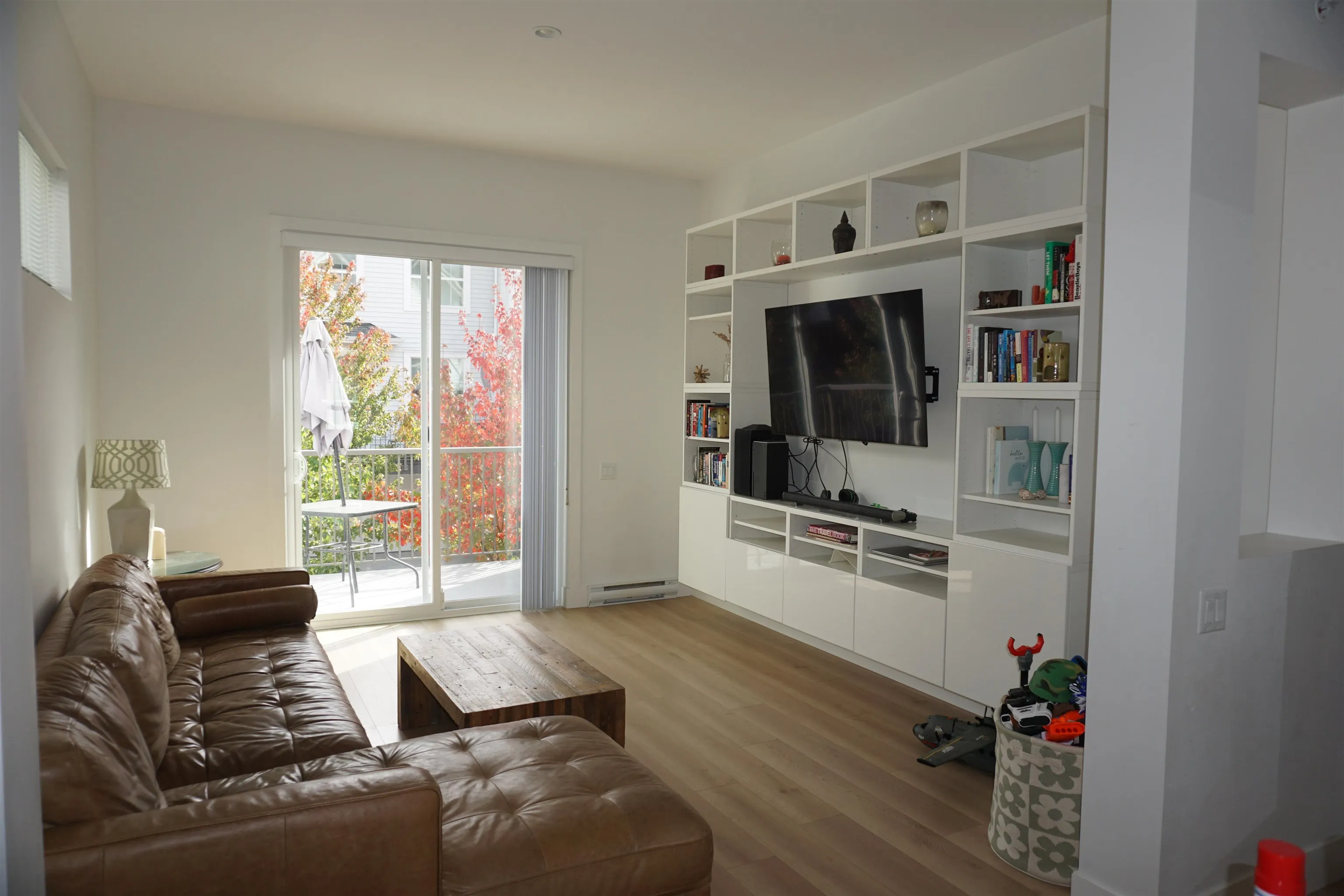 79 4638 Orca Way