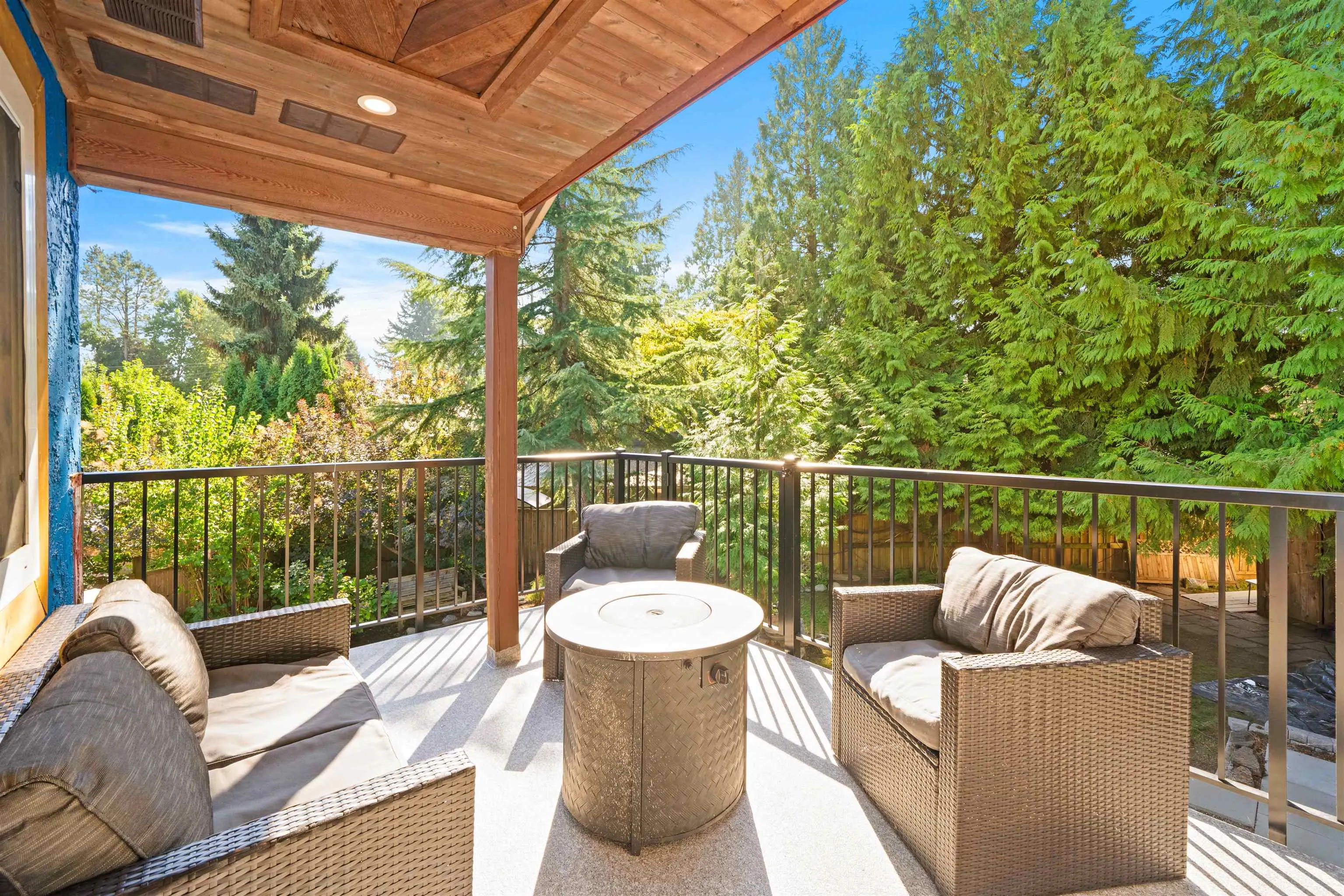 12044 Mcintyre Court