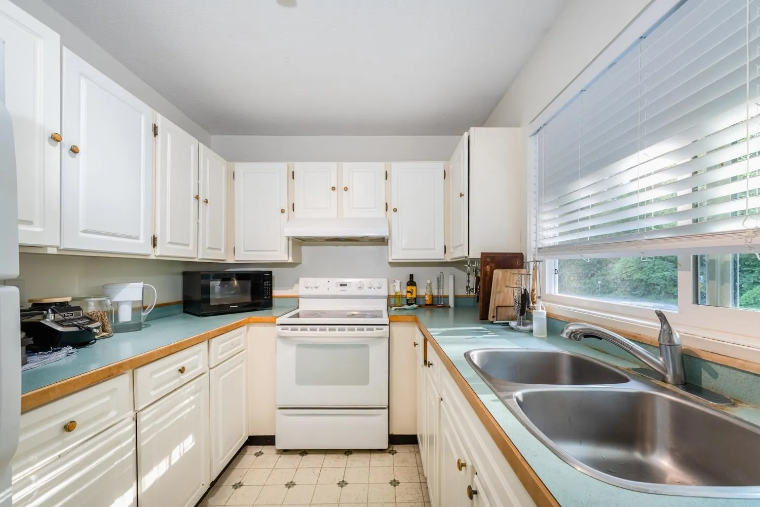 1948 Highview Place