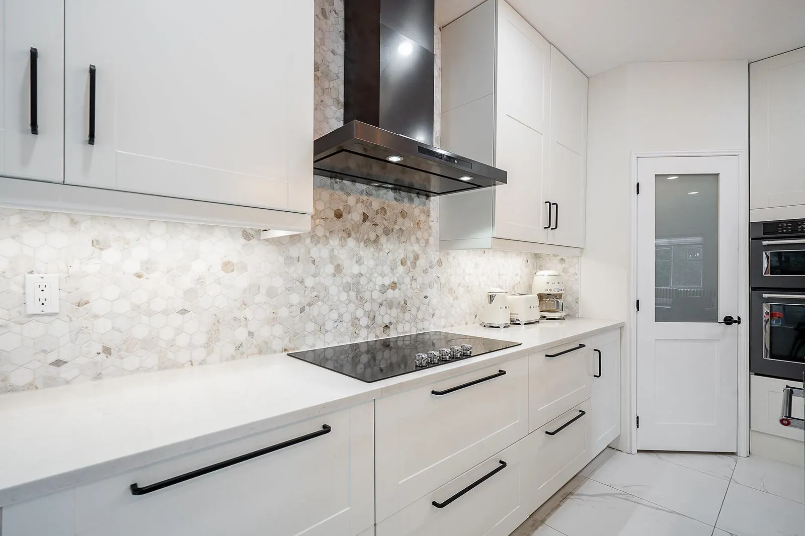 7 2979 Panorama Drive