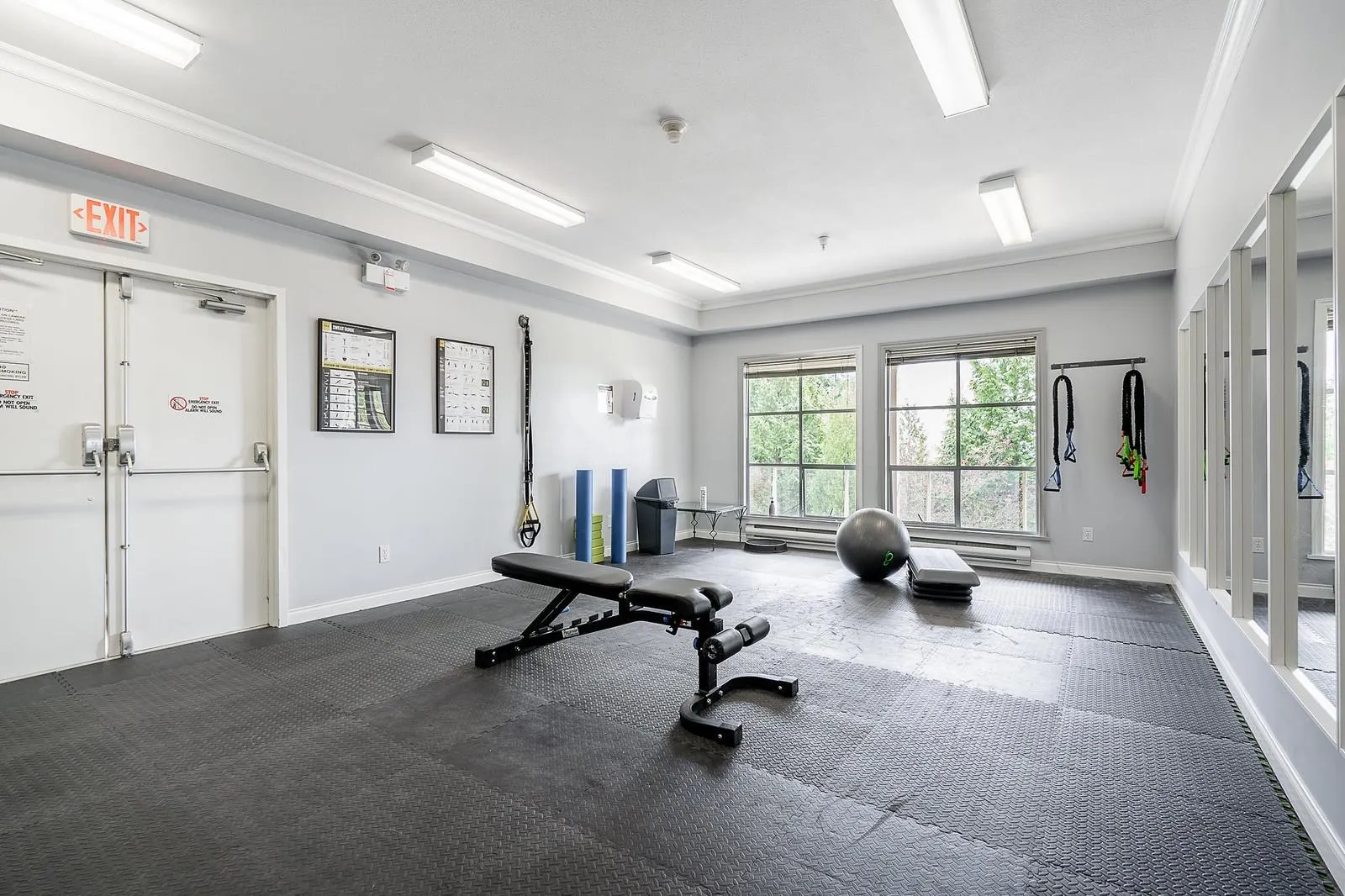 7 2979 Panorama Drive