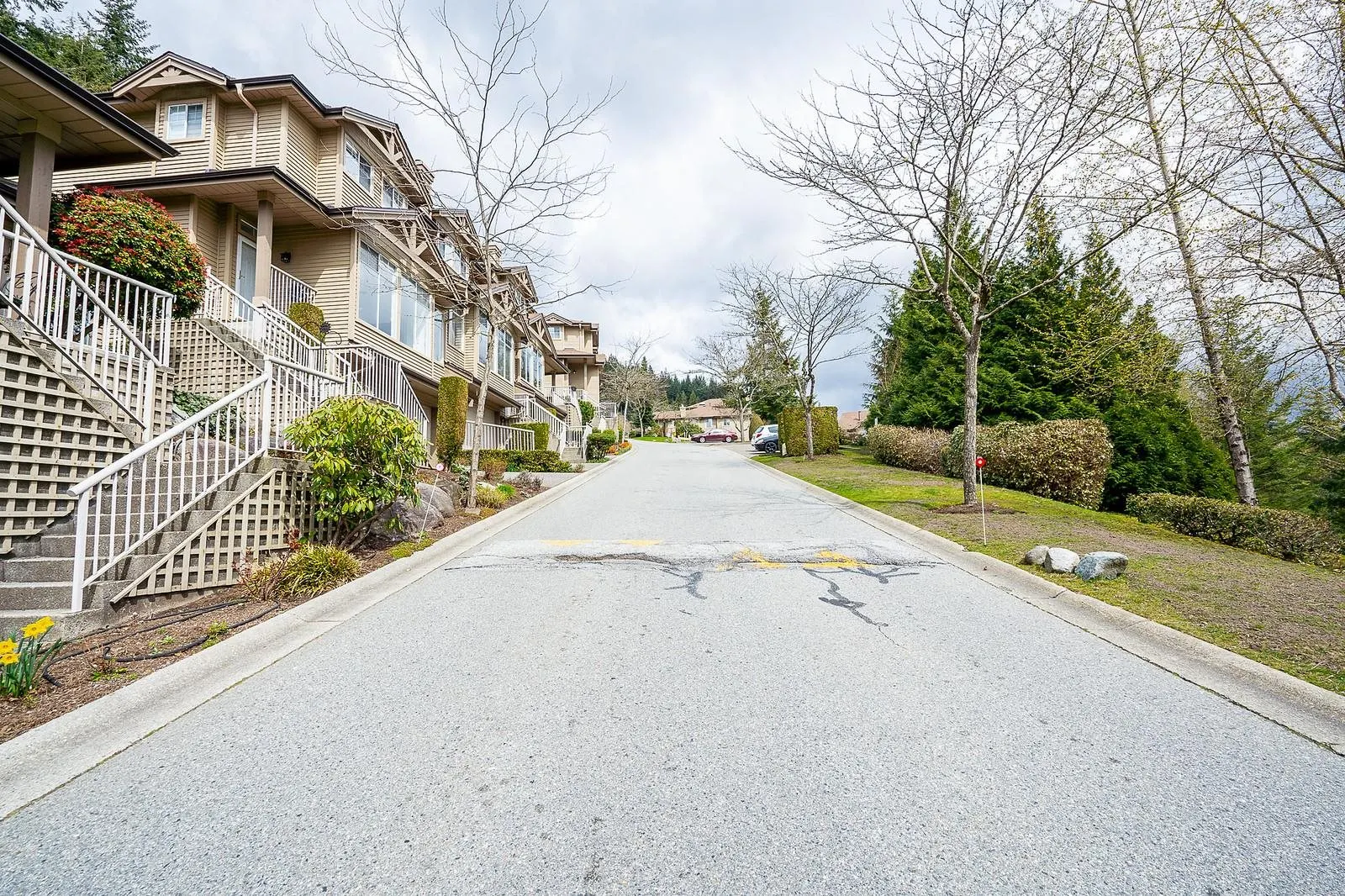 7 2979 Panorama Drive