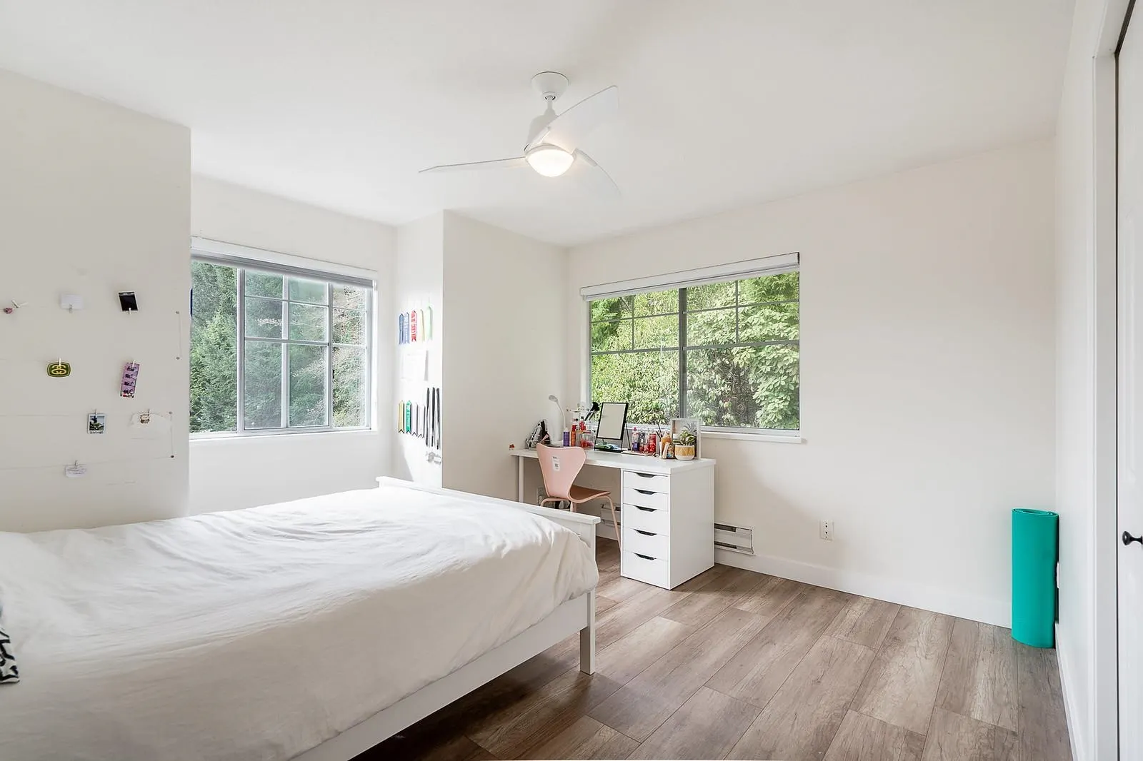 7 2979 Panorama Drive