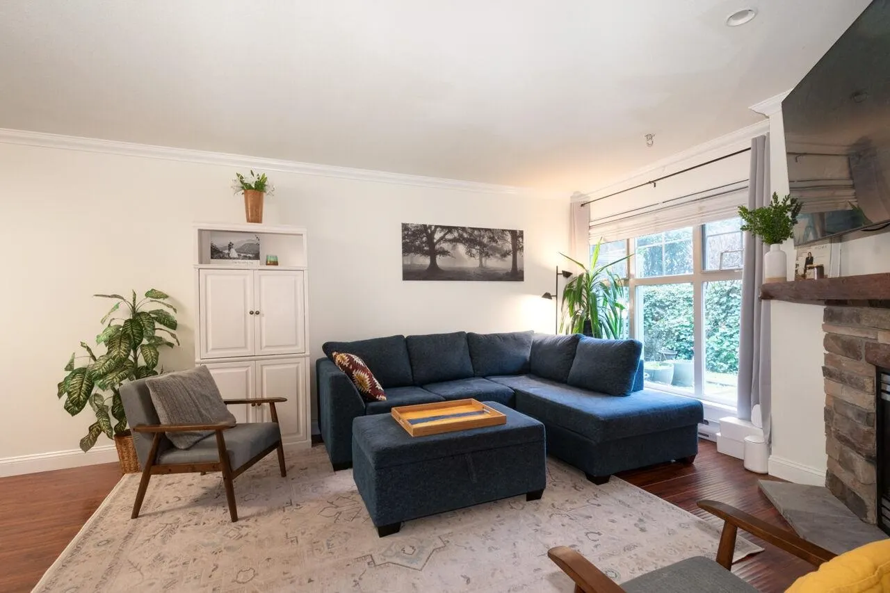 78 65 Foxwood Drive