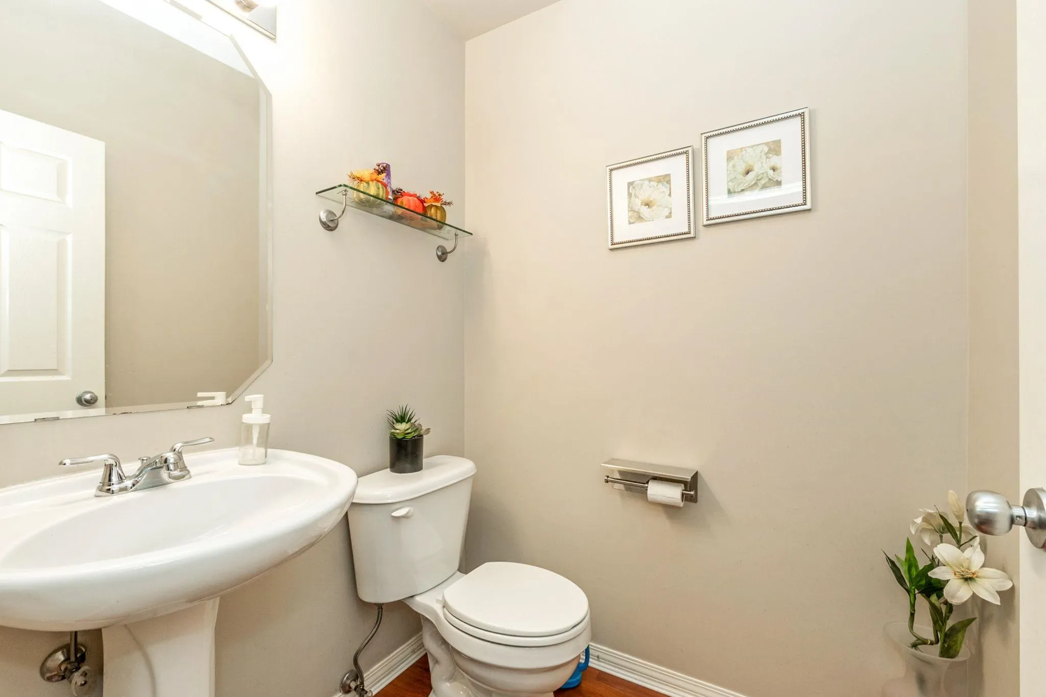 64 1055 Riverwood Gate