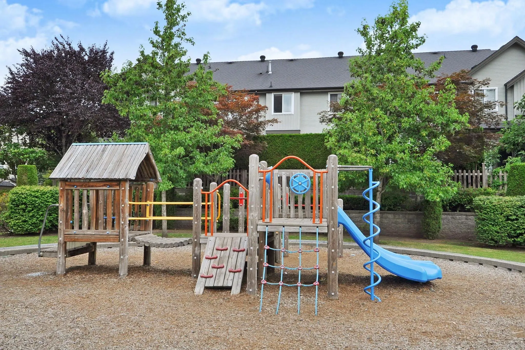 64 1055 Riverwood Gate