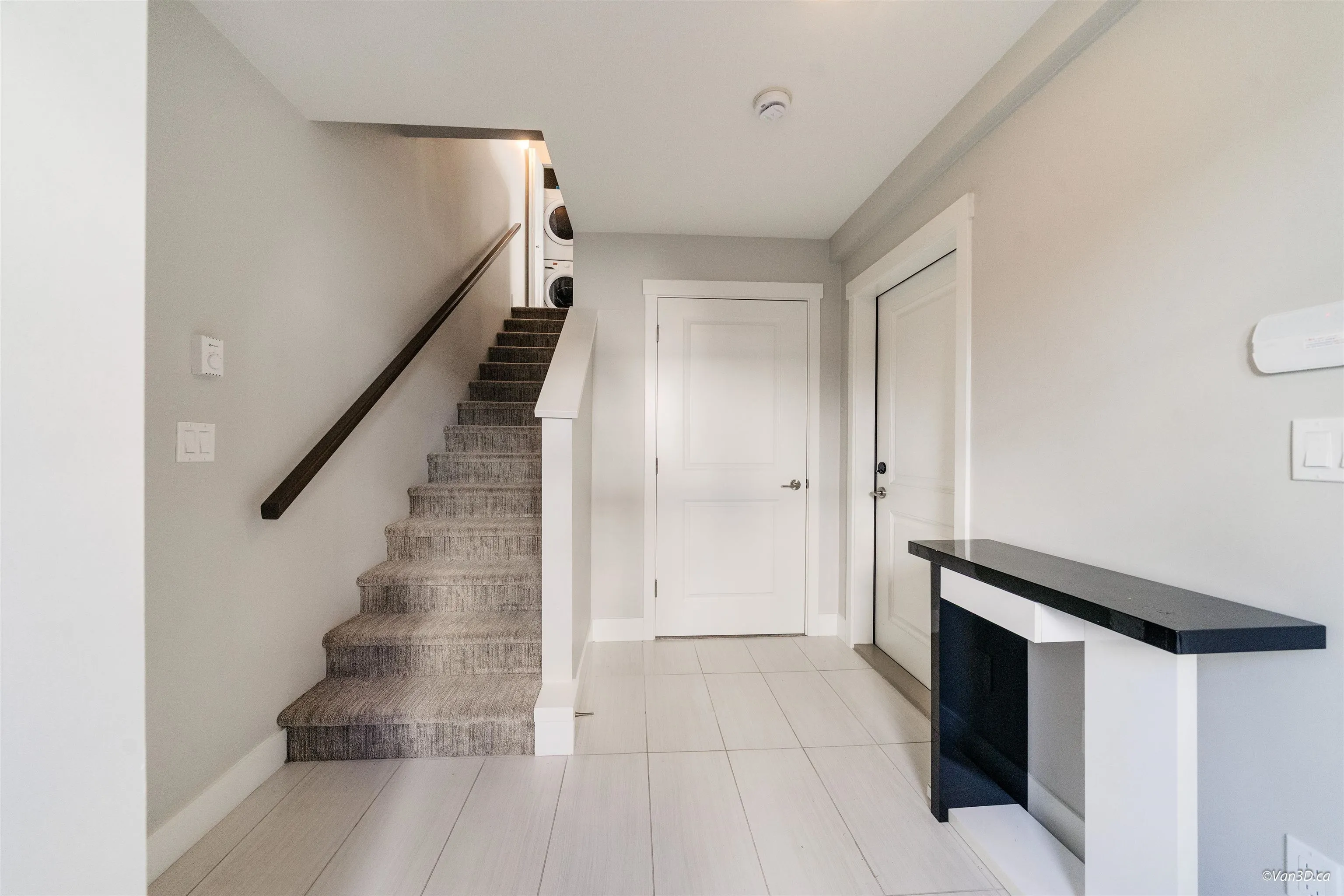 9 6028 Maple Road