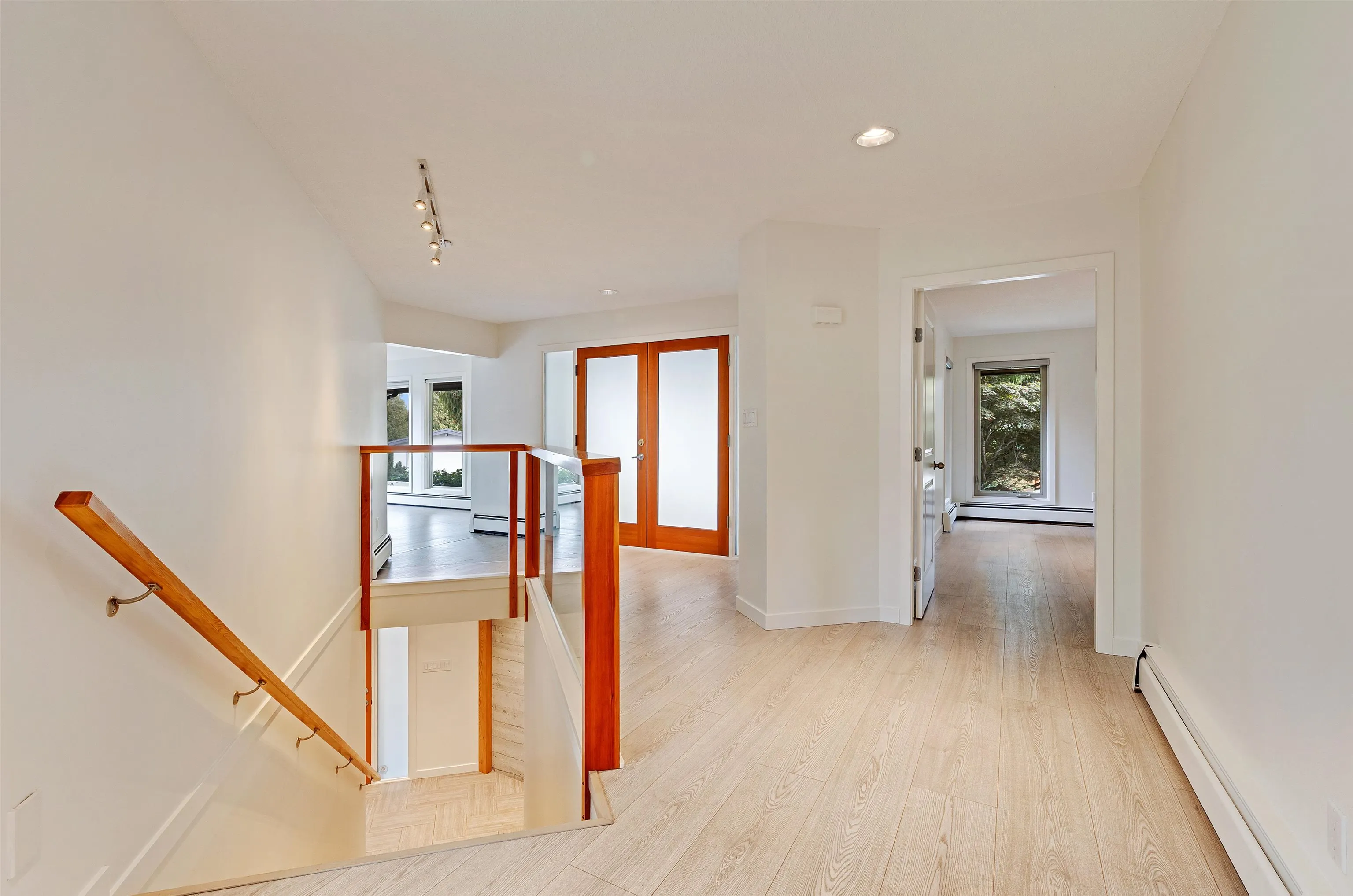565 Tralee Crescent