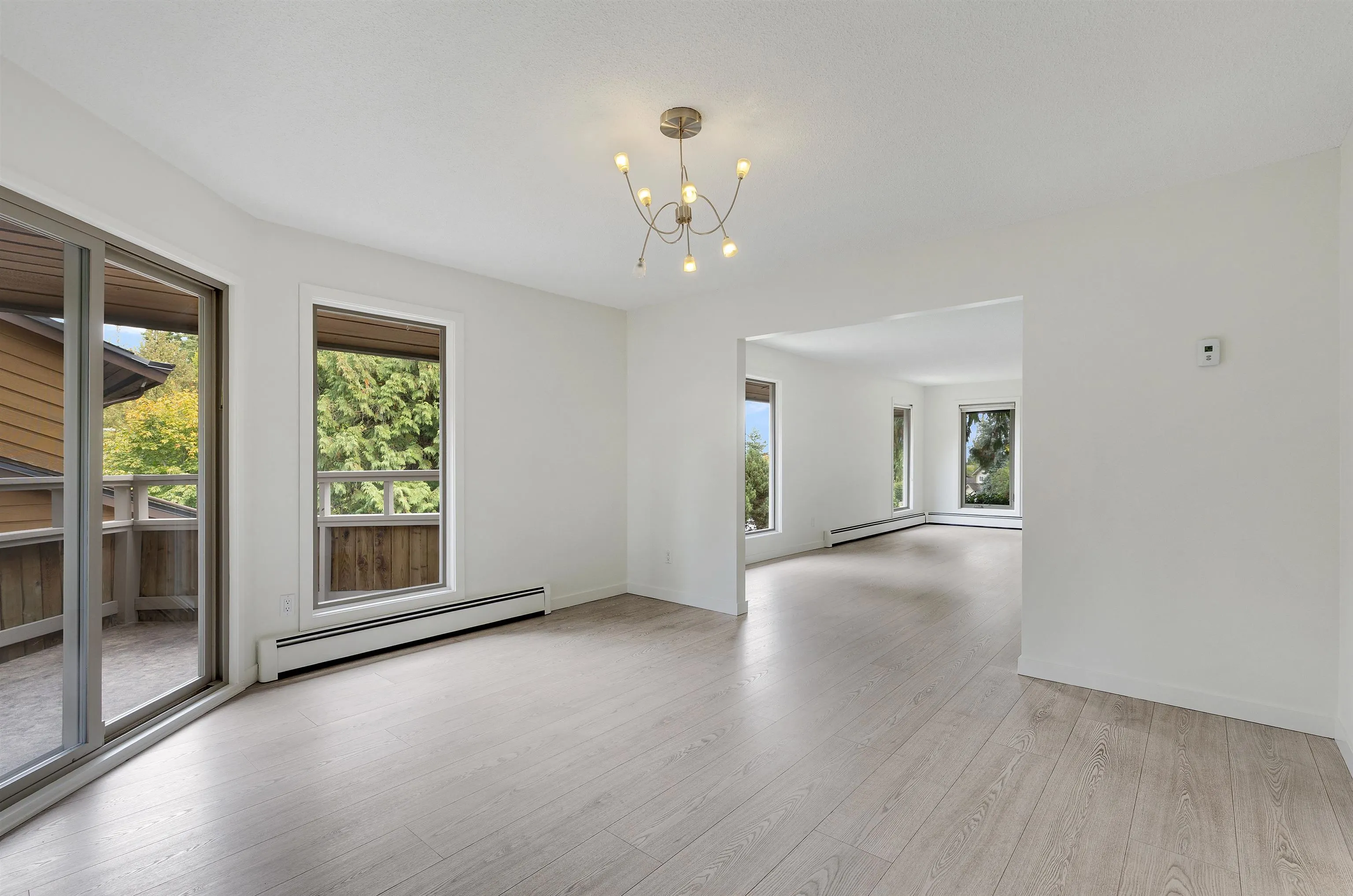 565 Tralee Crescent