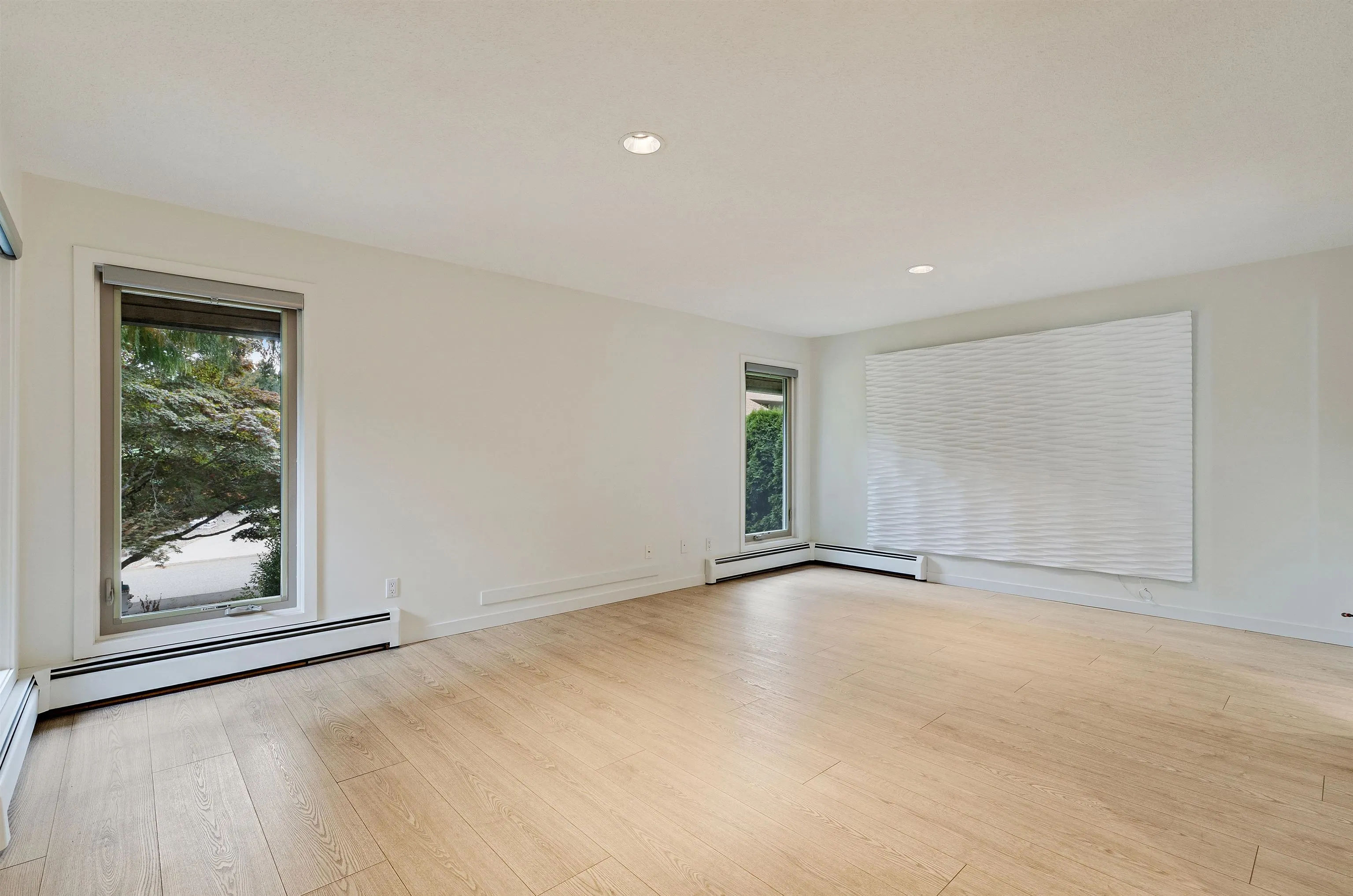 565 Tralee Crescent