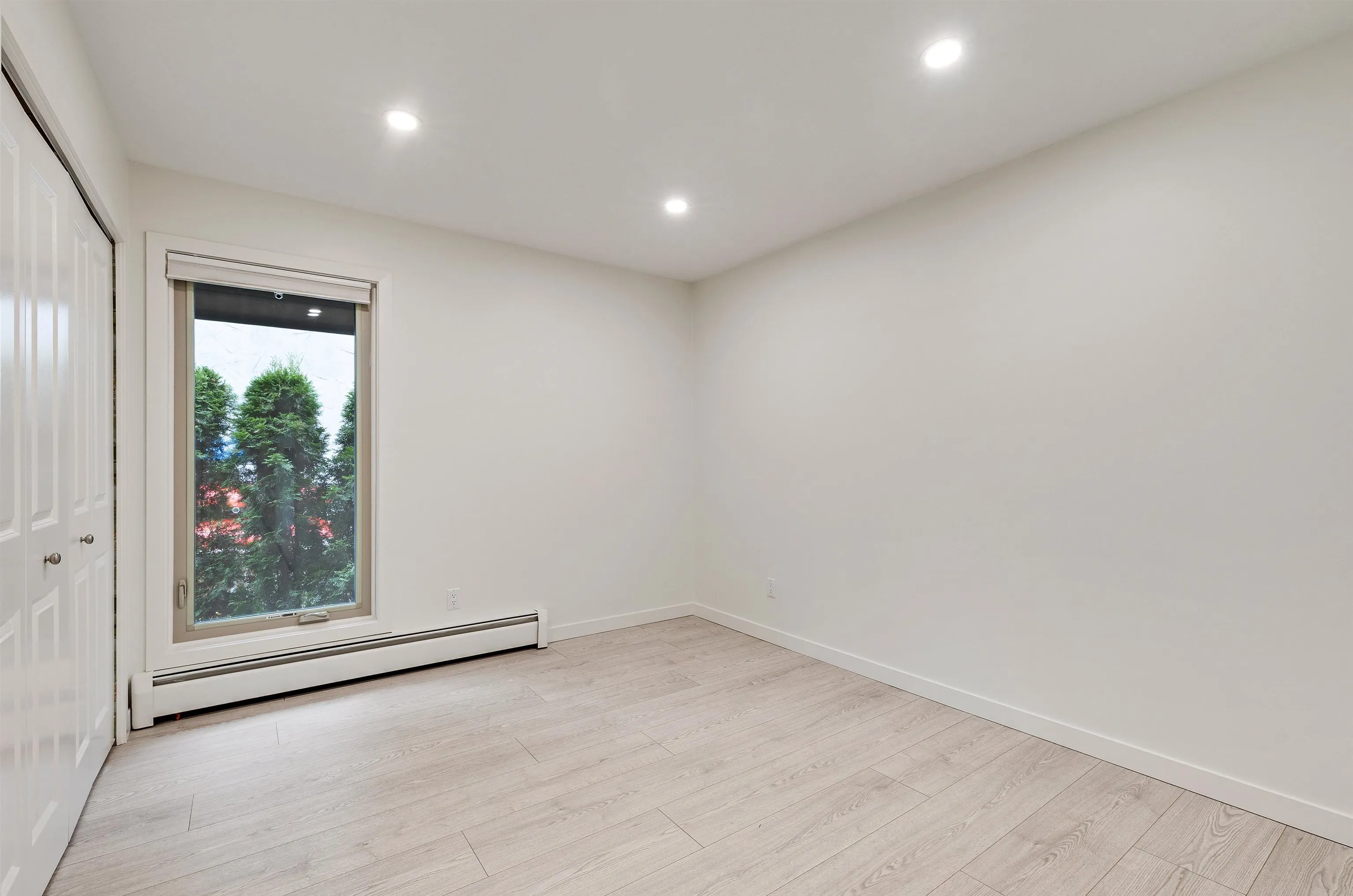 565 Tralee Crescent