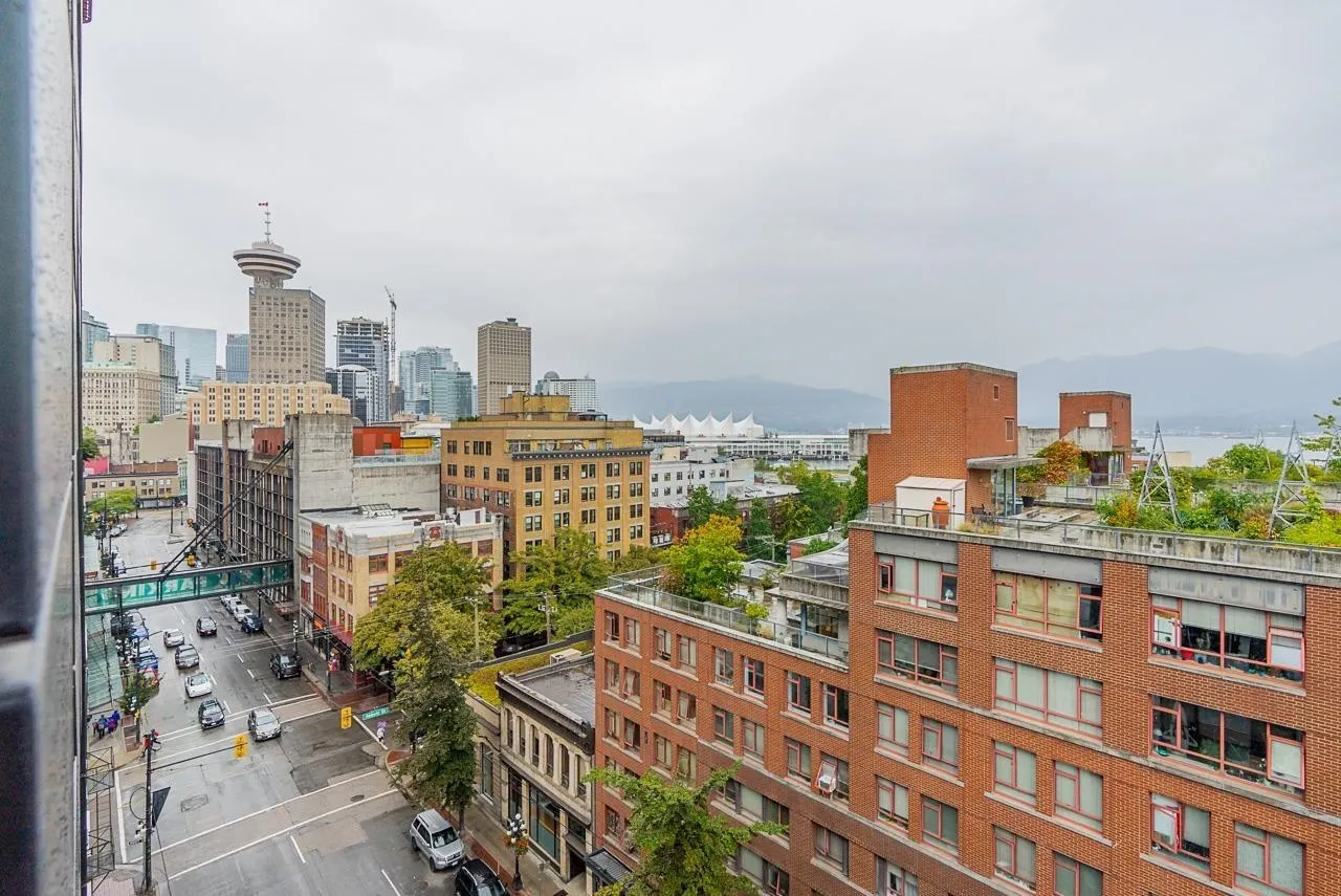 1011 66 W Cordova Street