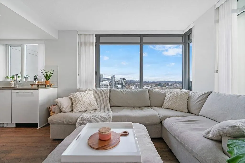 2901 2388 Madison Avenue