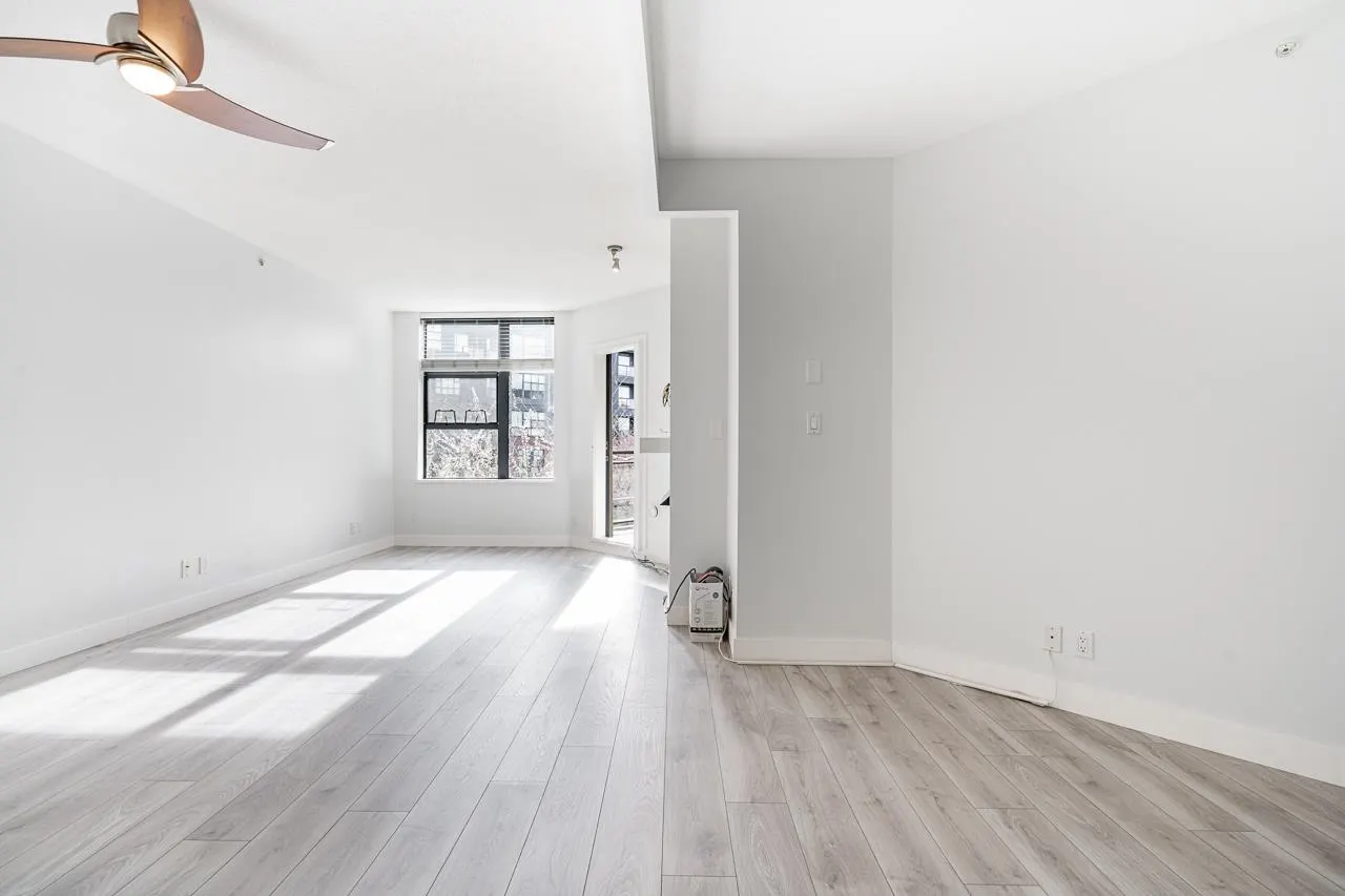 2263 Redbud Lane