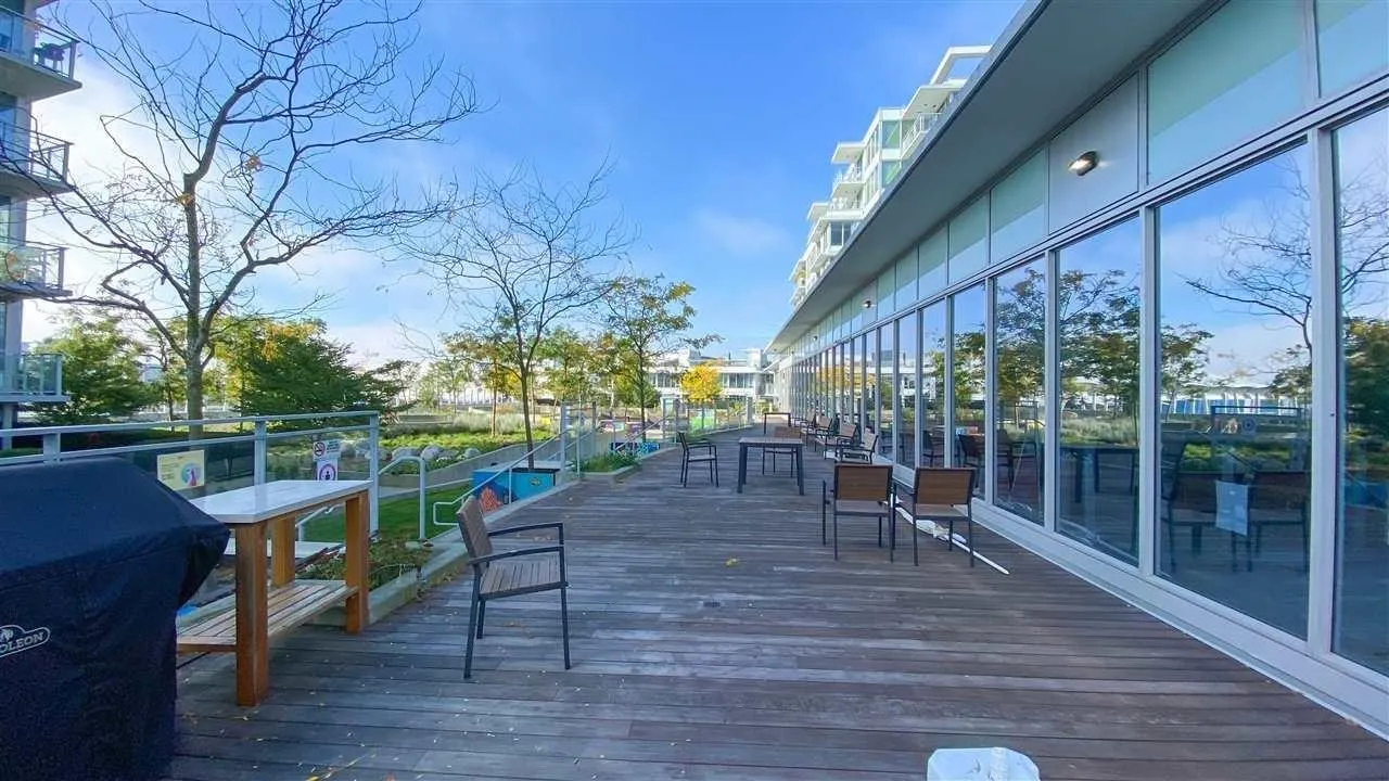 9XX 6200 River Road