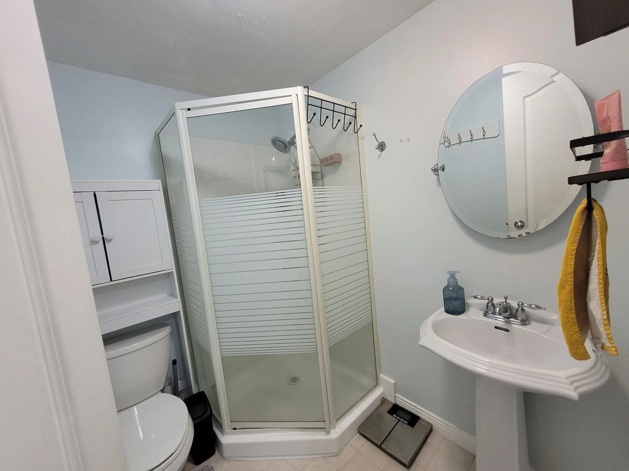 3712 Dunsmuir Way