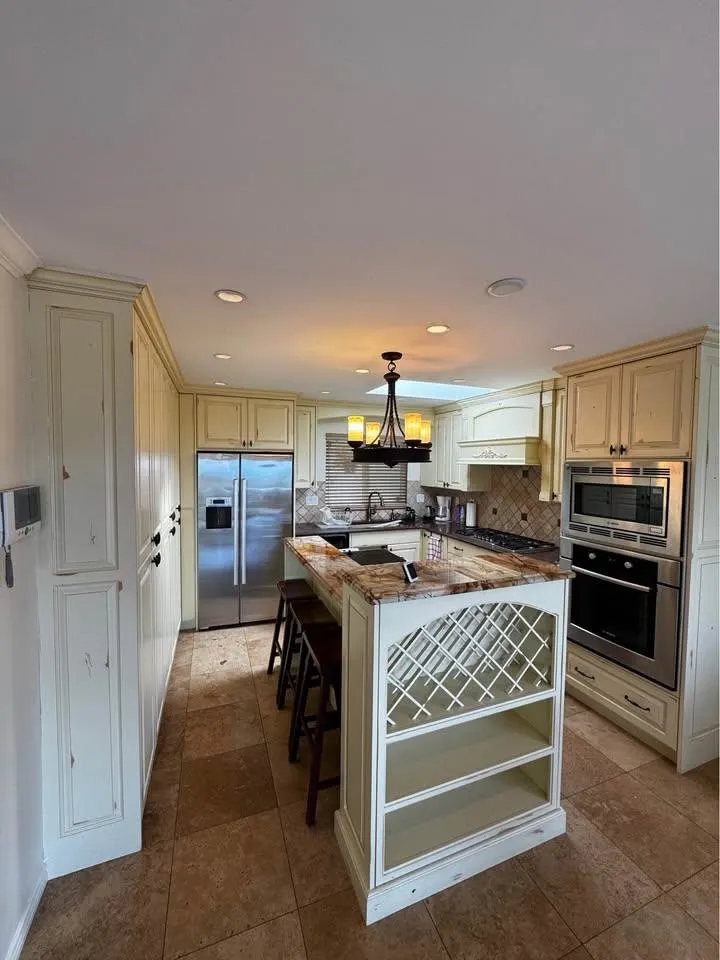 5173 Redonda Dr Drive