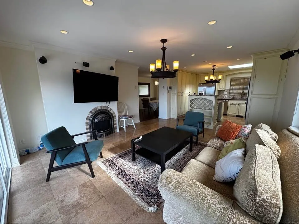5173 Redonda Dr Drive