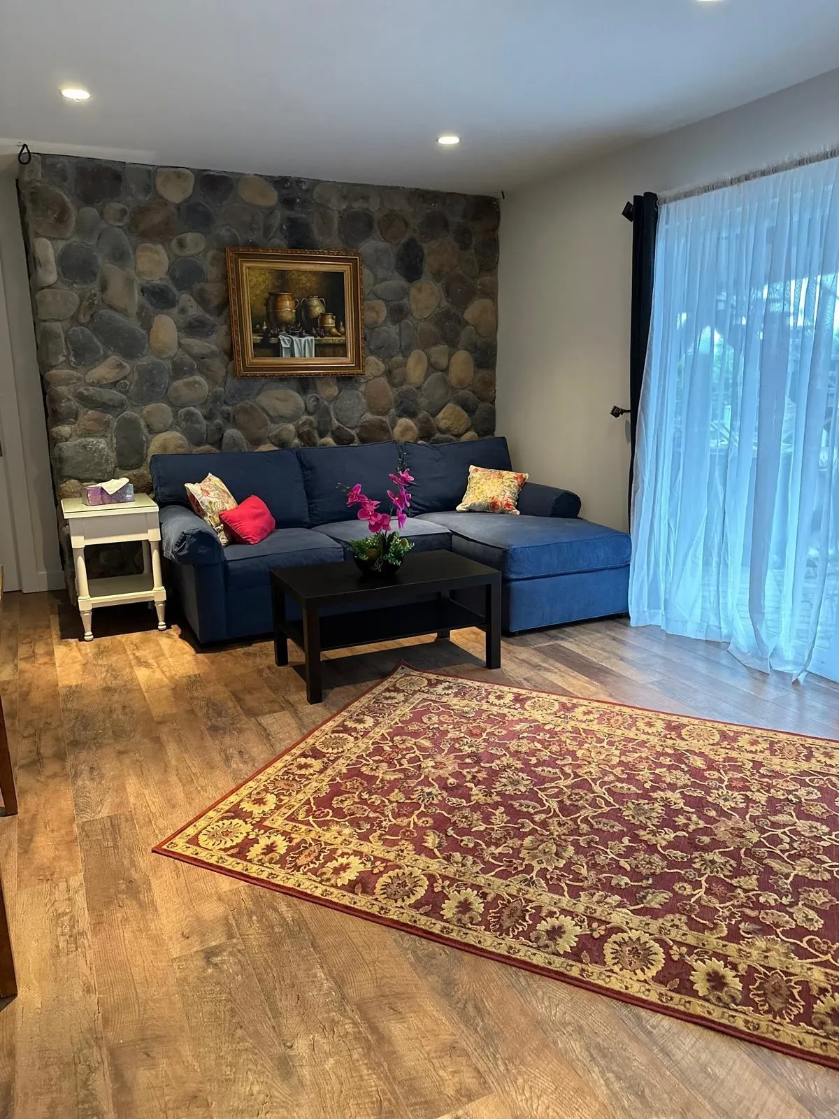 Garden level 5173 Redonda Dr