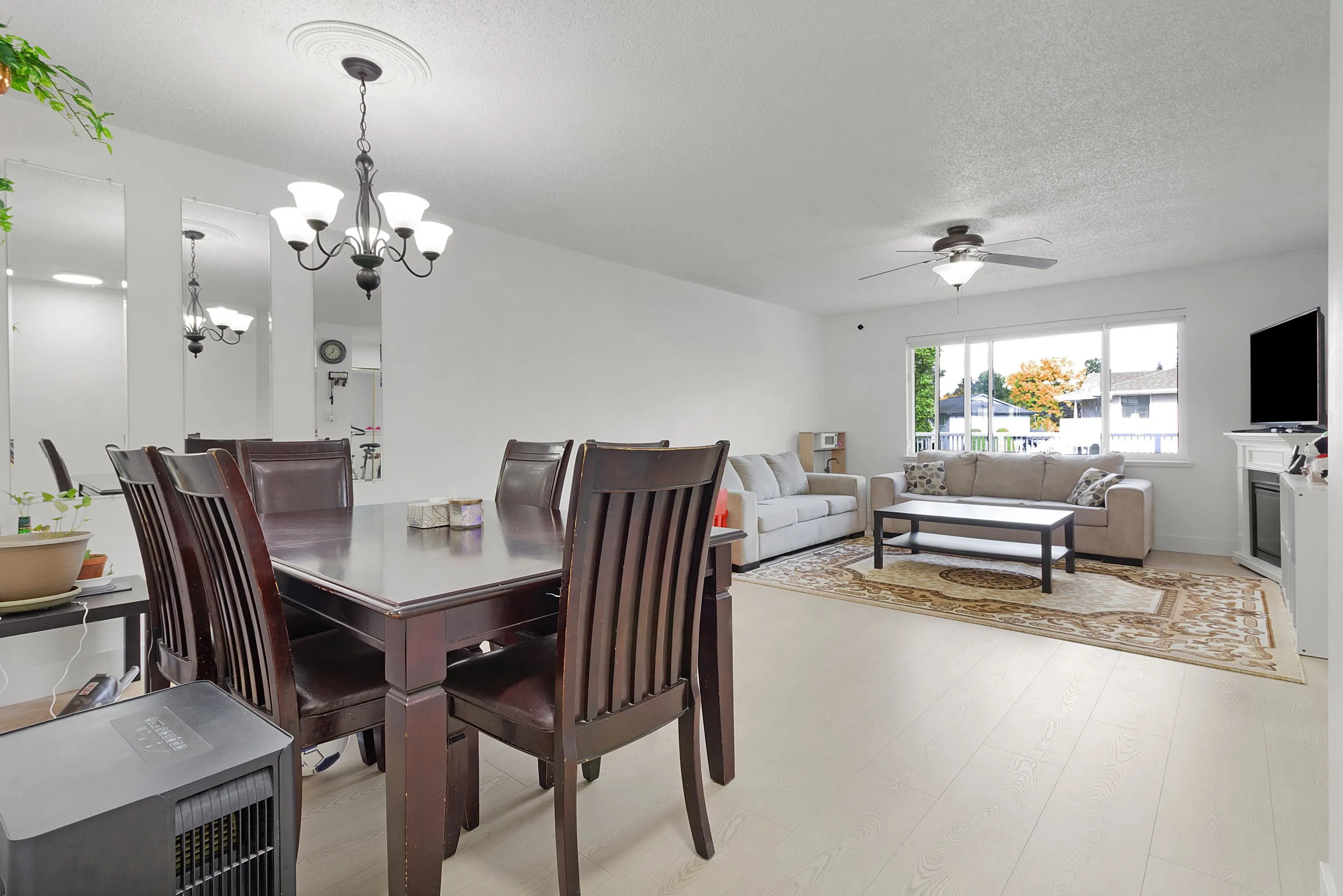 303 13955 72 Avenue