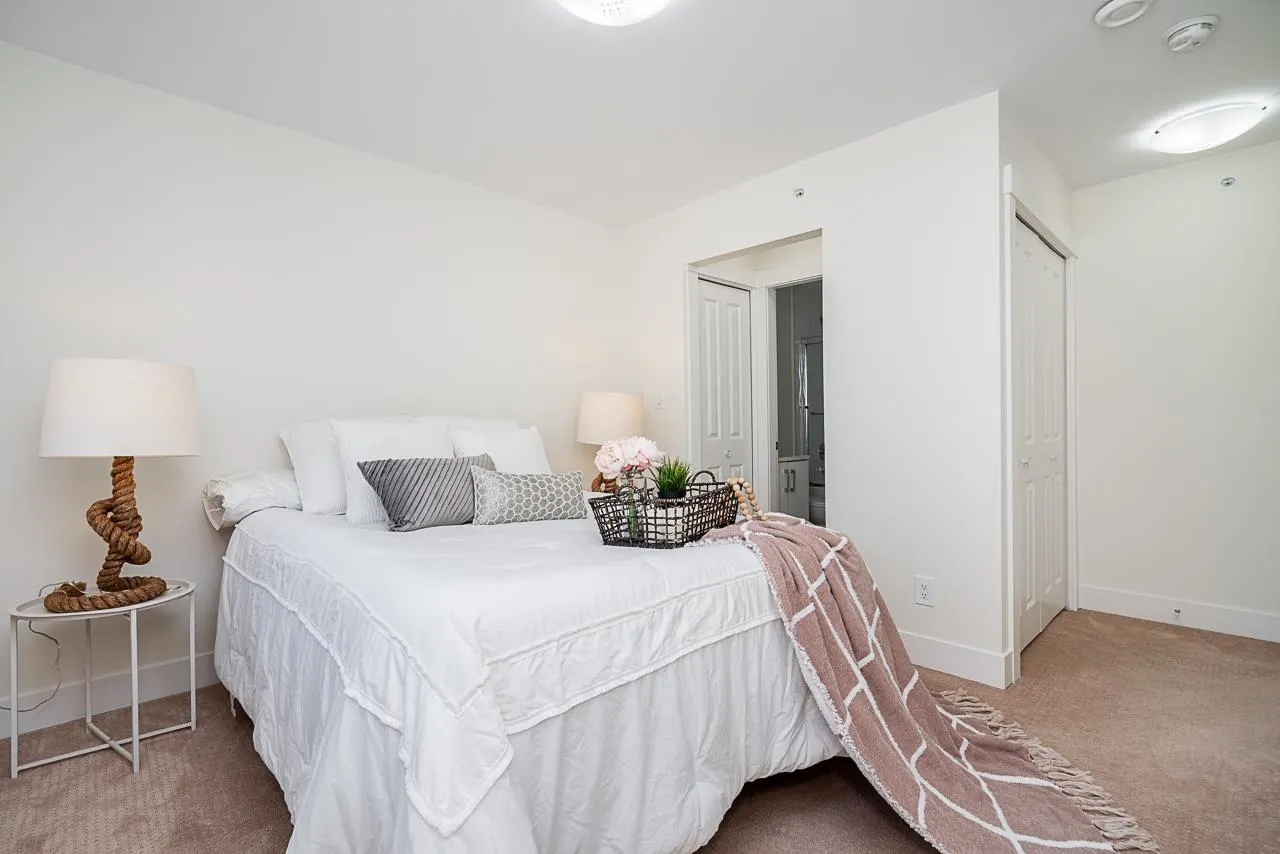 12 4033 Dominion Street
