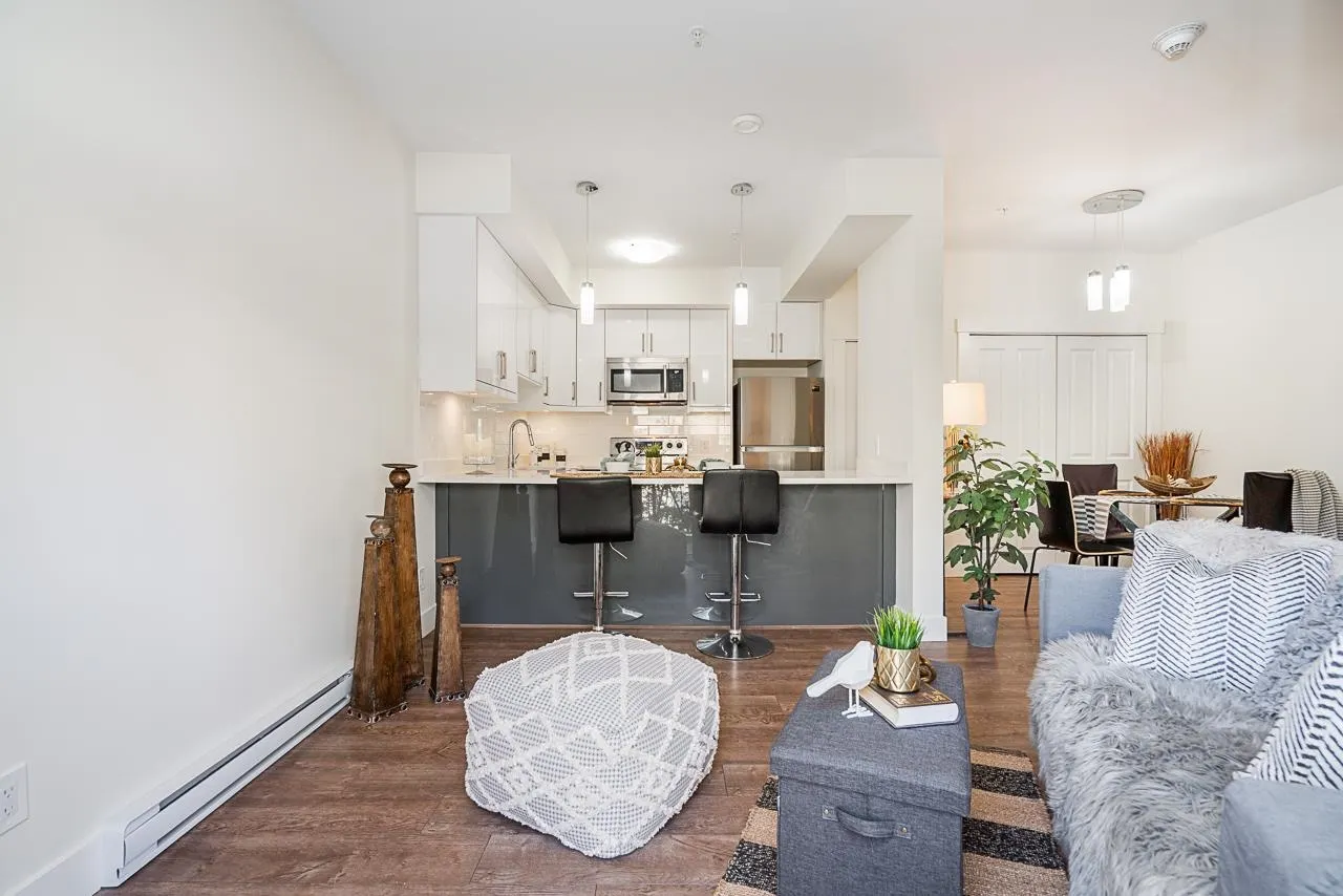 12 4033 Dominion Street