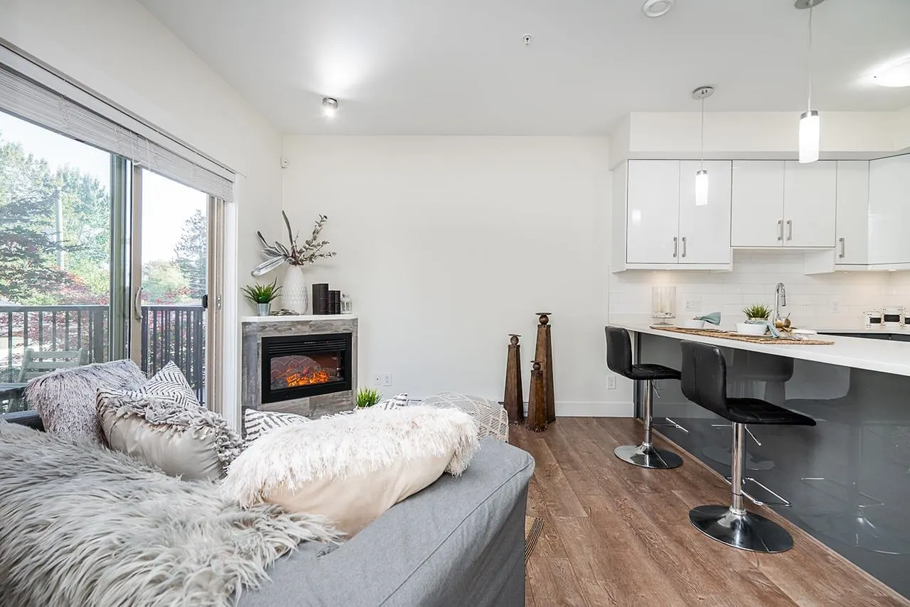 12 4033 Dominion Street
