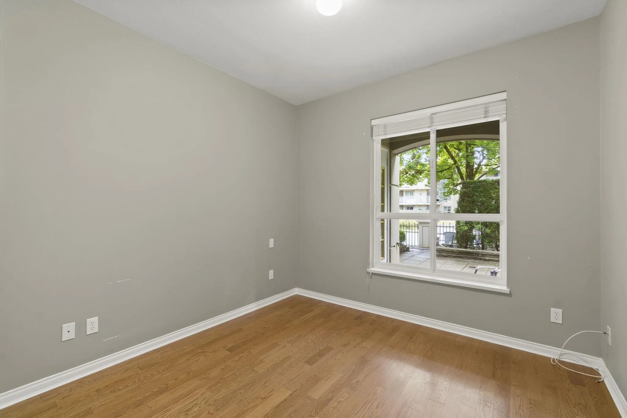 130 3098 Guildford Way
