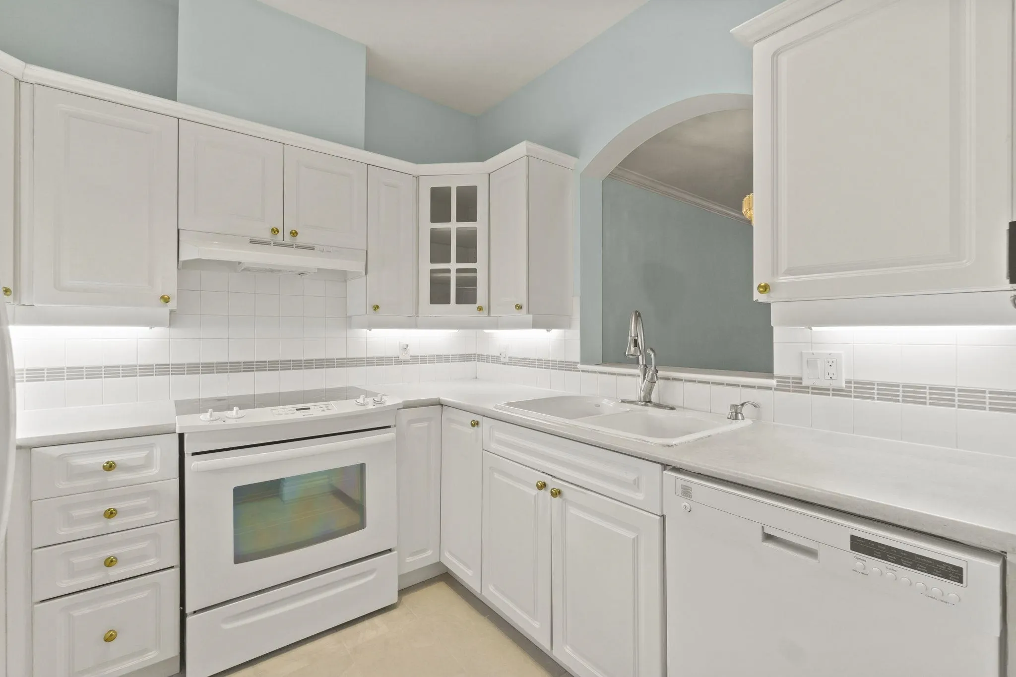 130 3098 Guildford Way