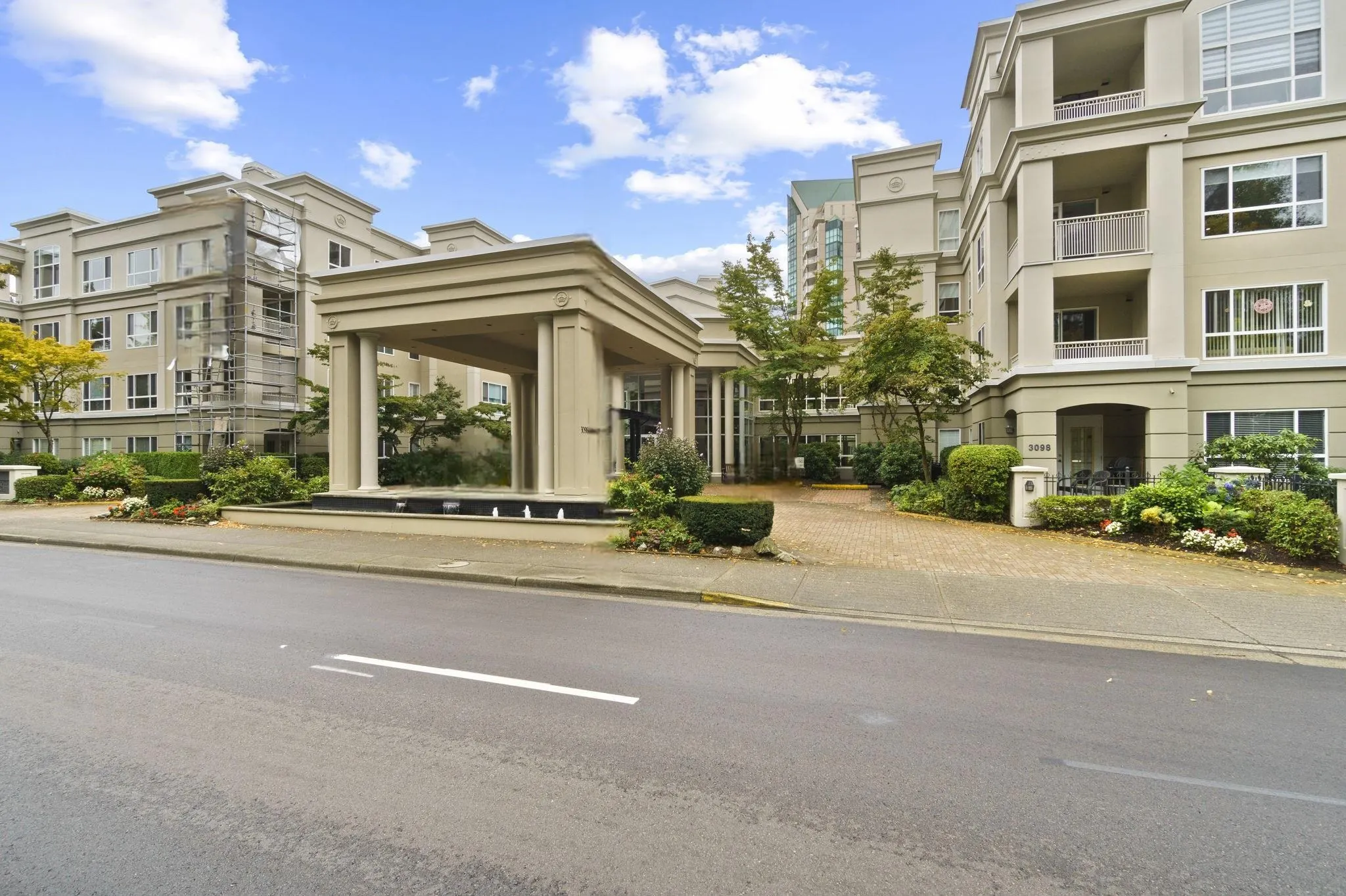 130 3098 Guildford Way