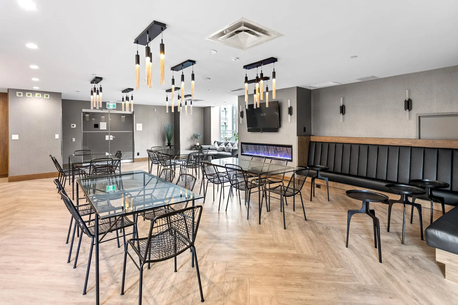 903 308 Morrissey Road