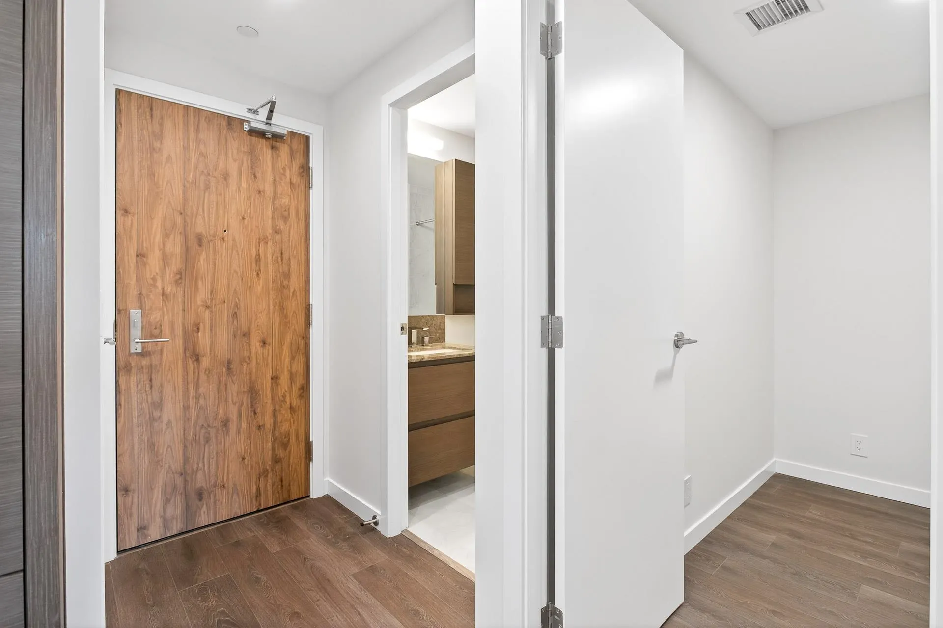 903 308 Morrissey Road