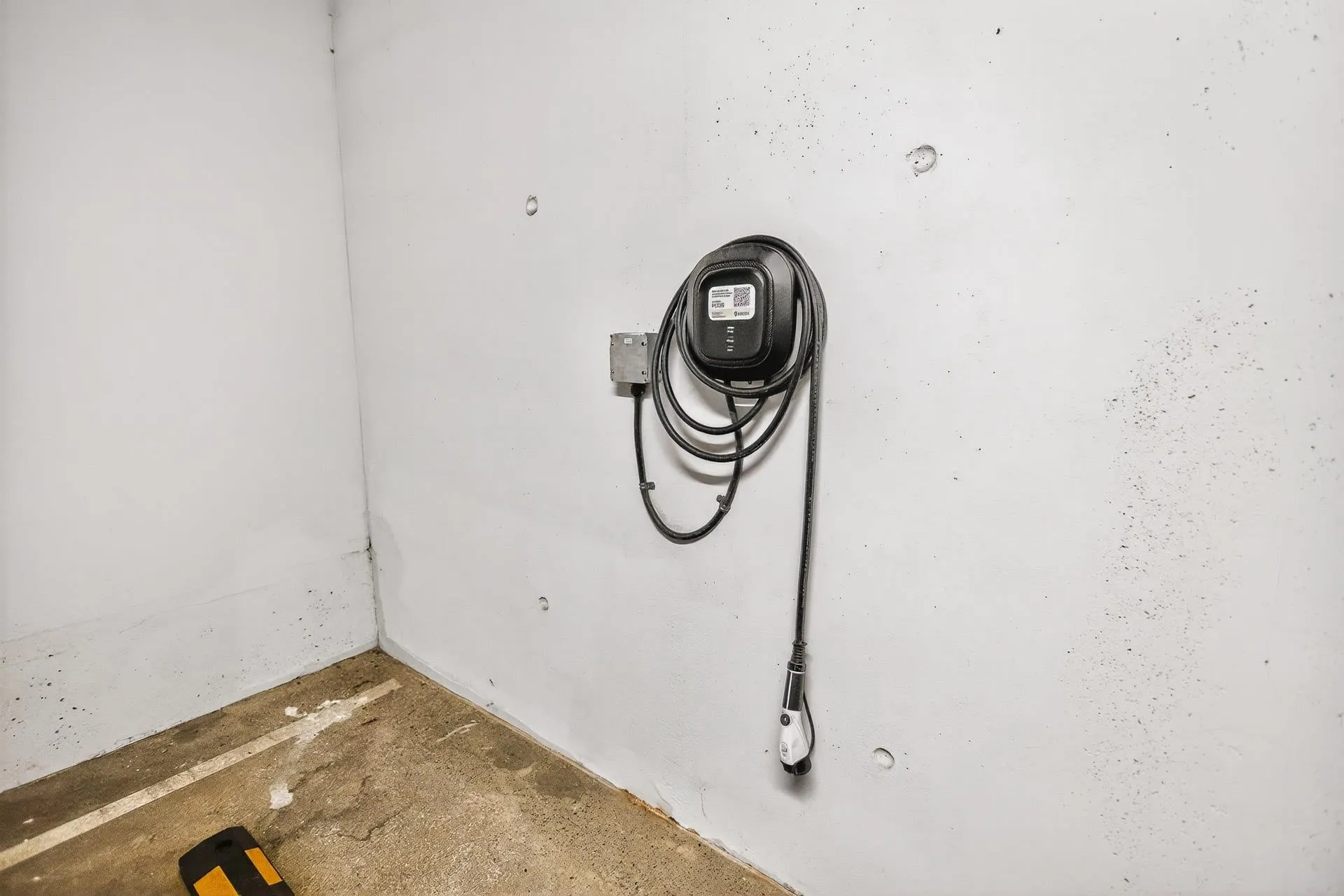 903 308 Morrissey Road