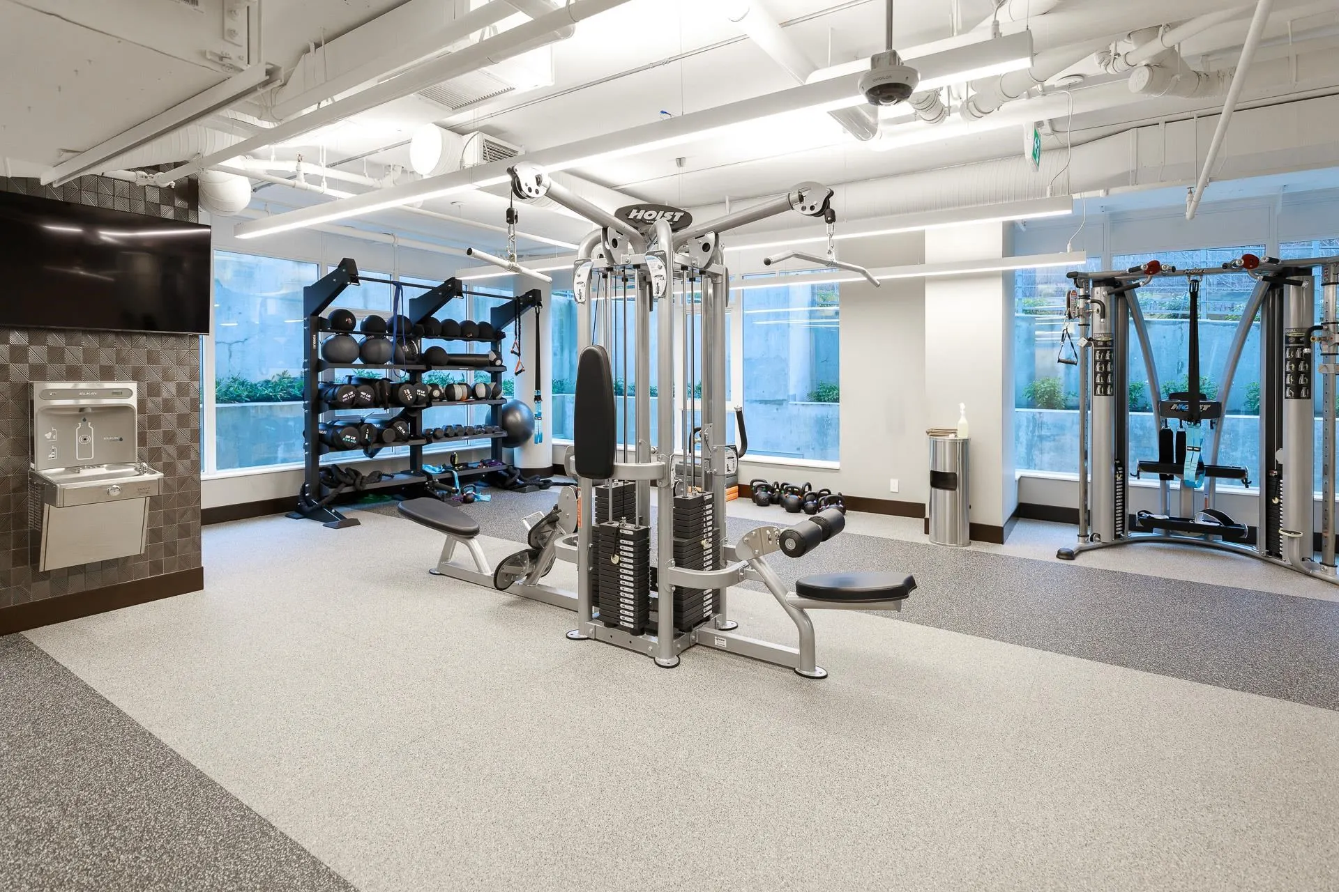 903 308 Morrissey Road