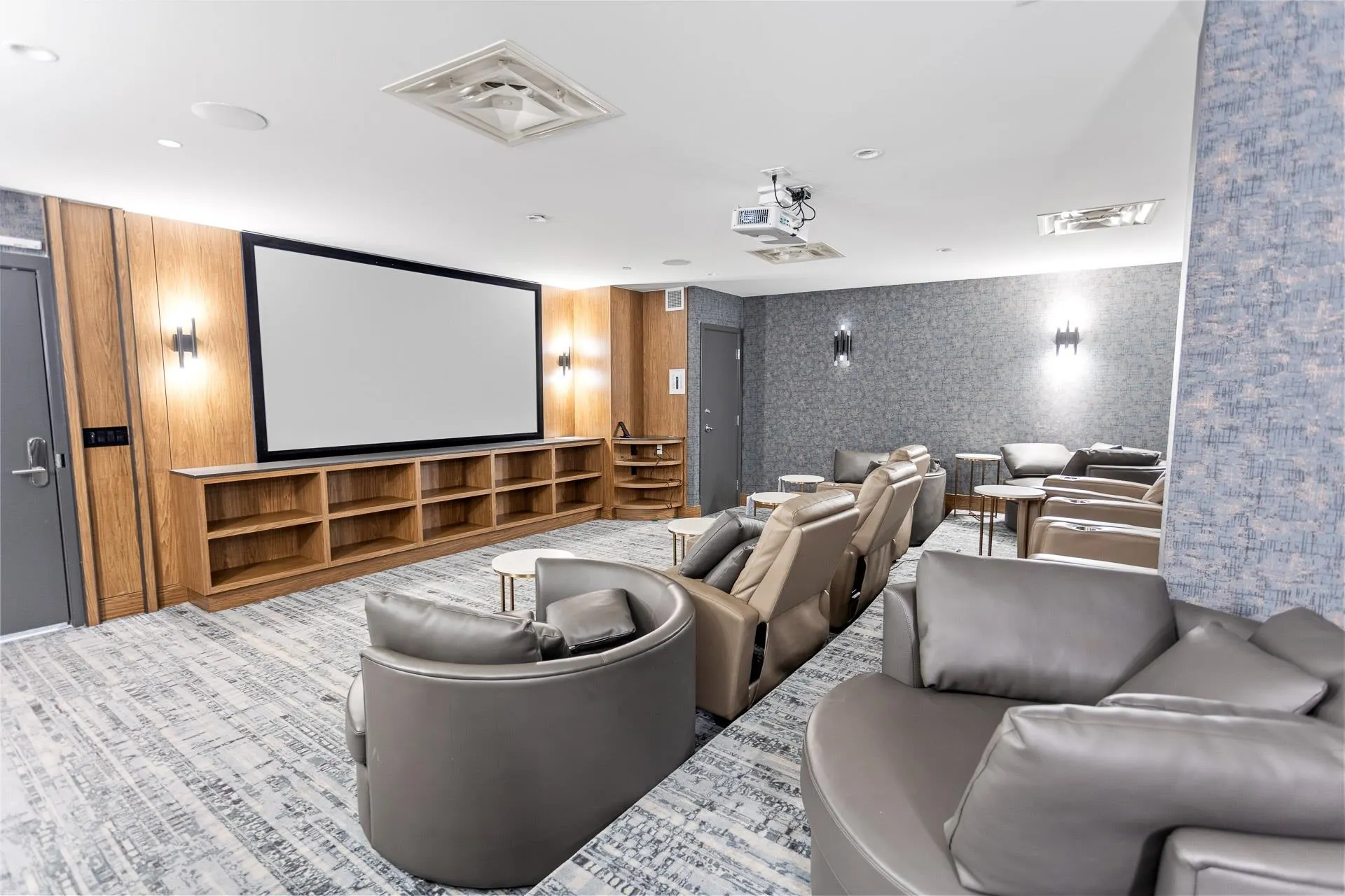 903 308 Morrissey Road