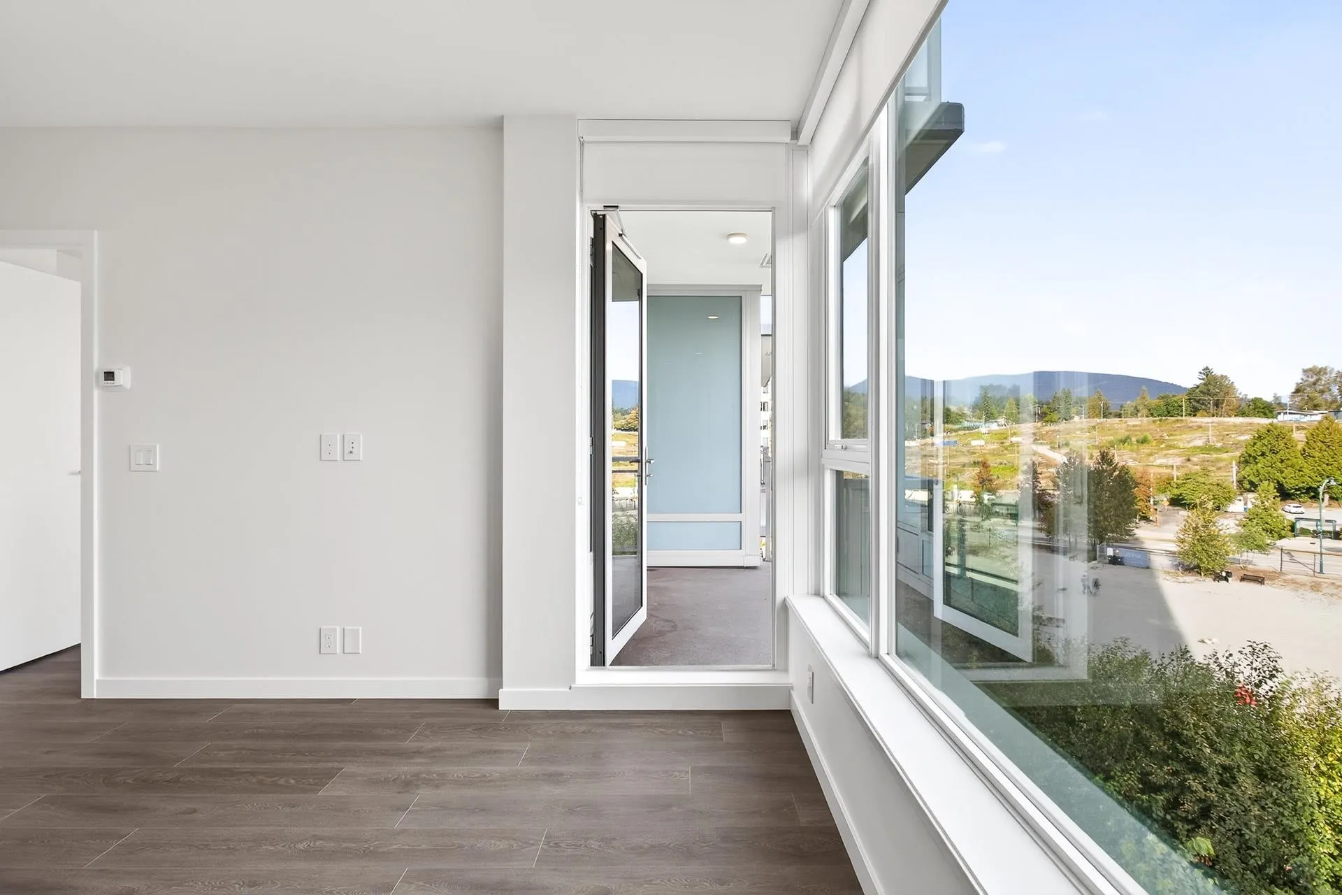 903 308 Morrissey Road