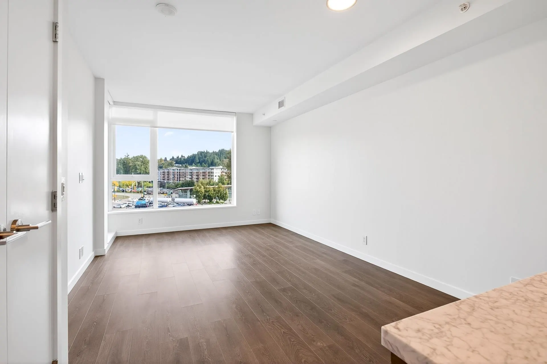 903 308 Morrissey Road