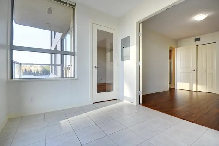 608 3663 Crowley Drive