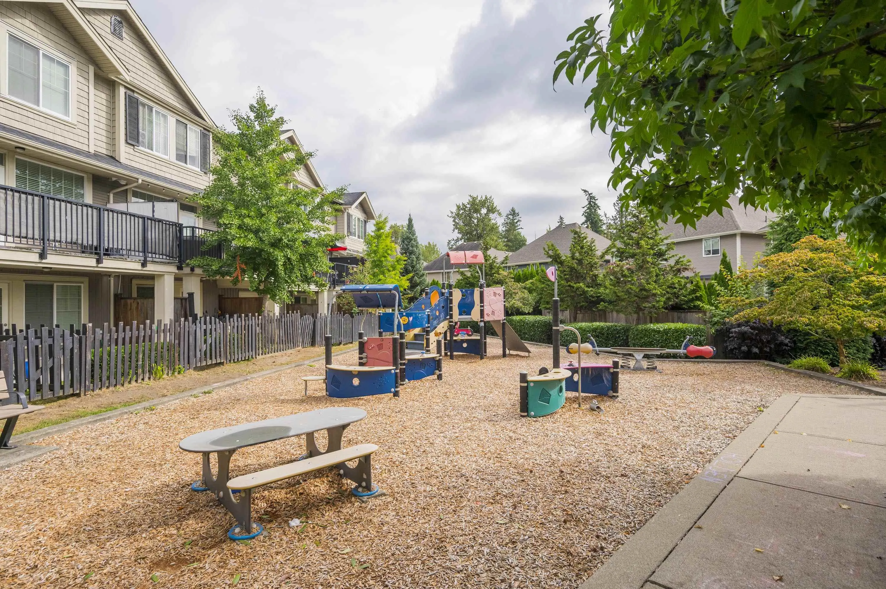 61 20831 70 Avenue