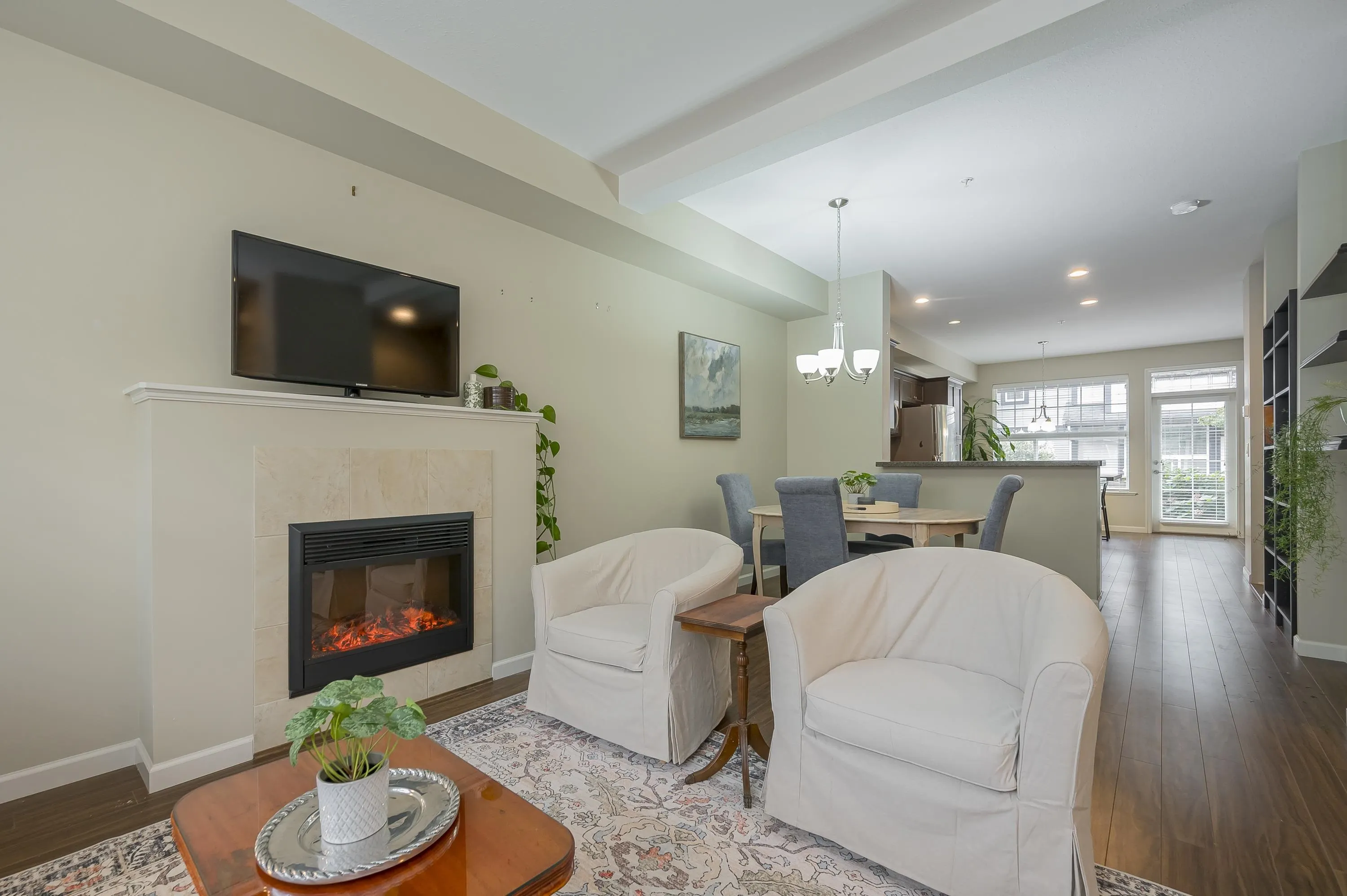 61 20831 70 Avenue