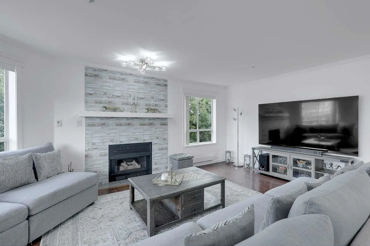 201 5450 208 Street