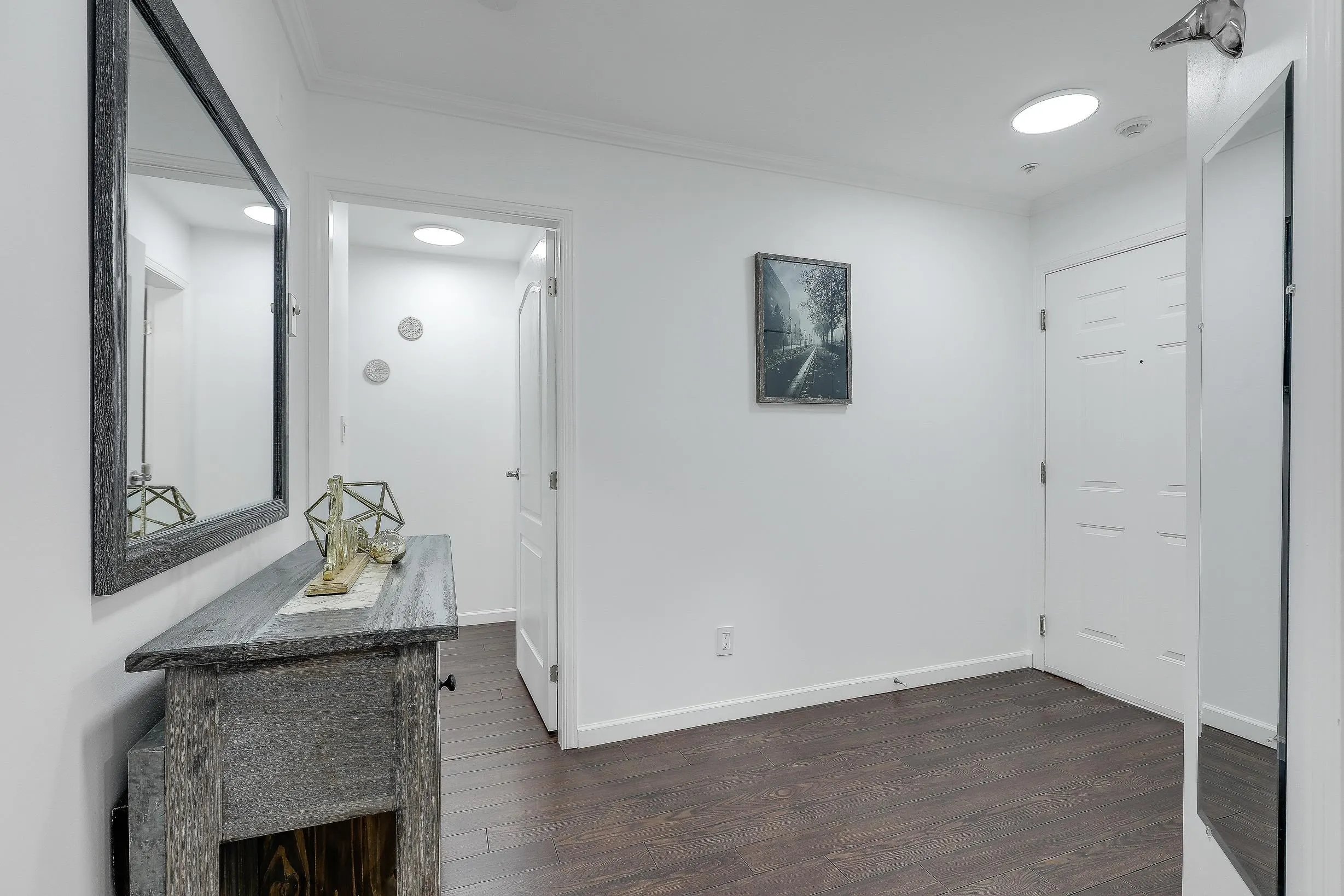 201 5450 208 Street