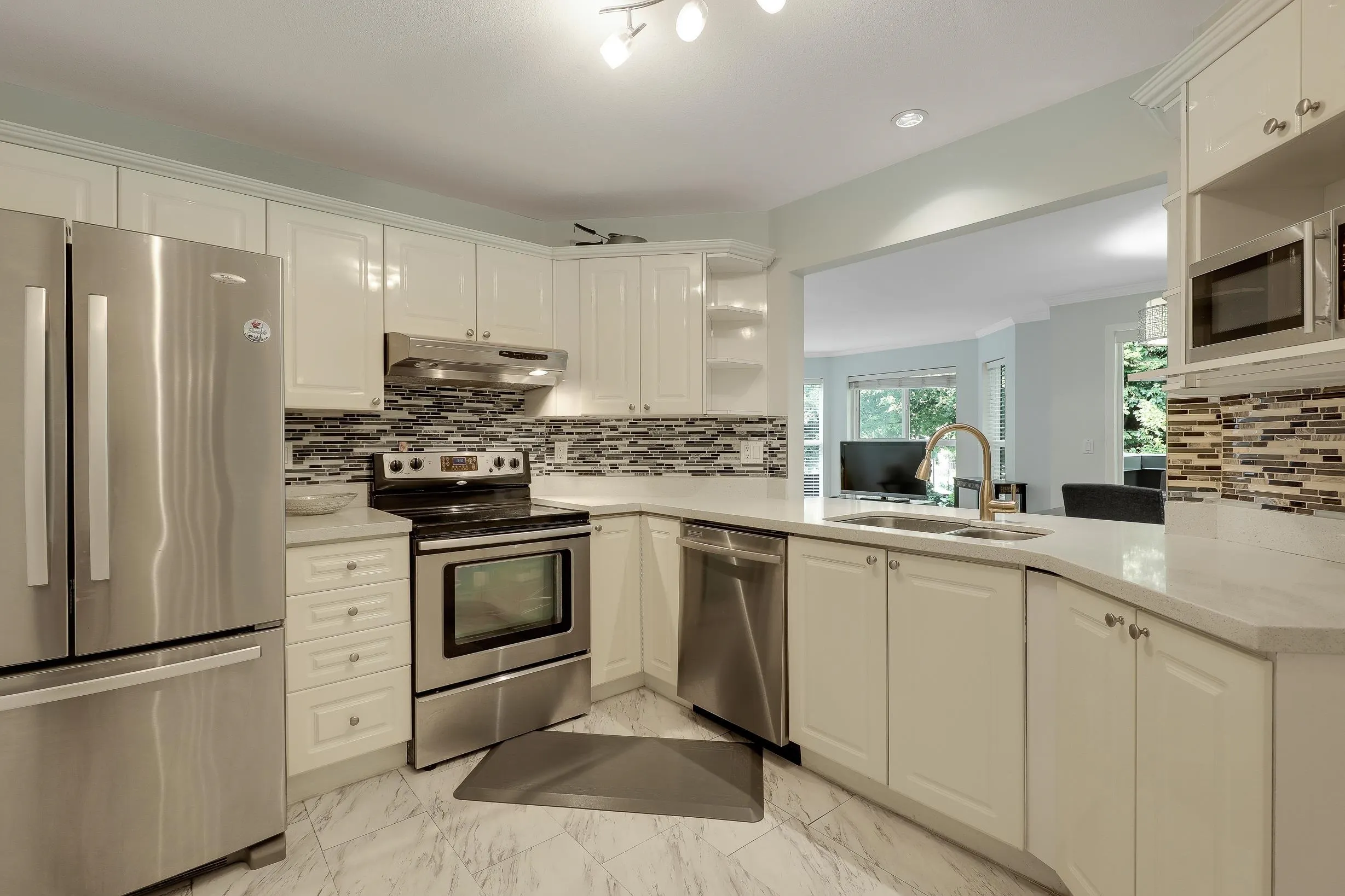 218 12088 66 Avenue