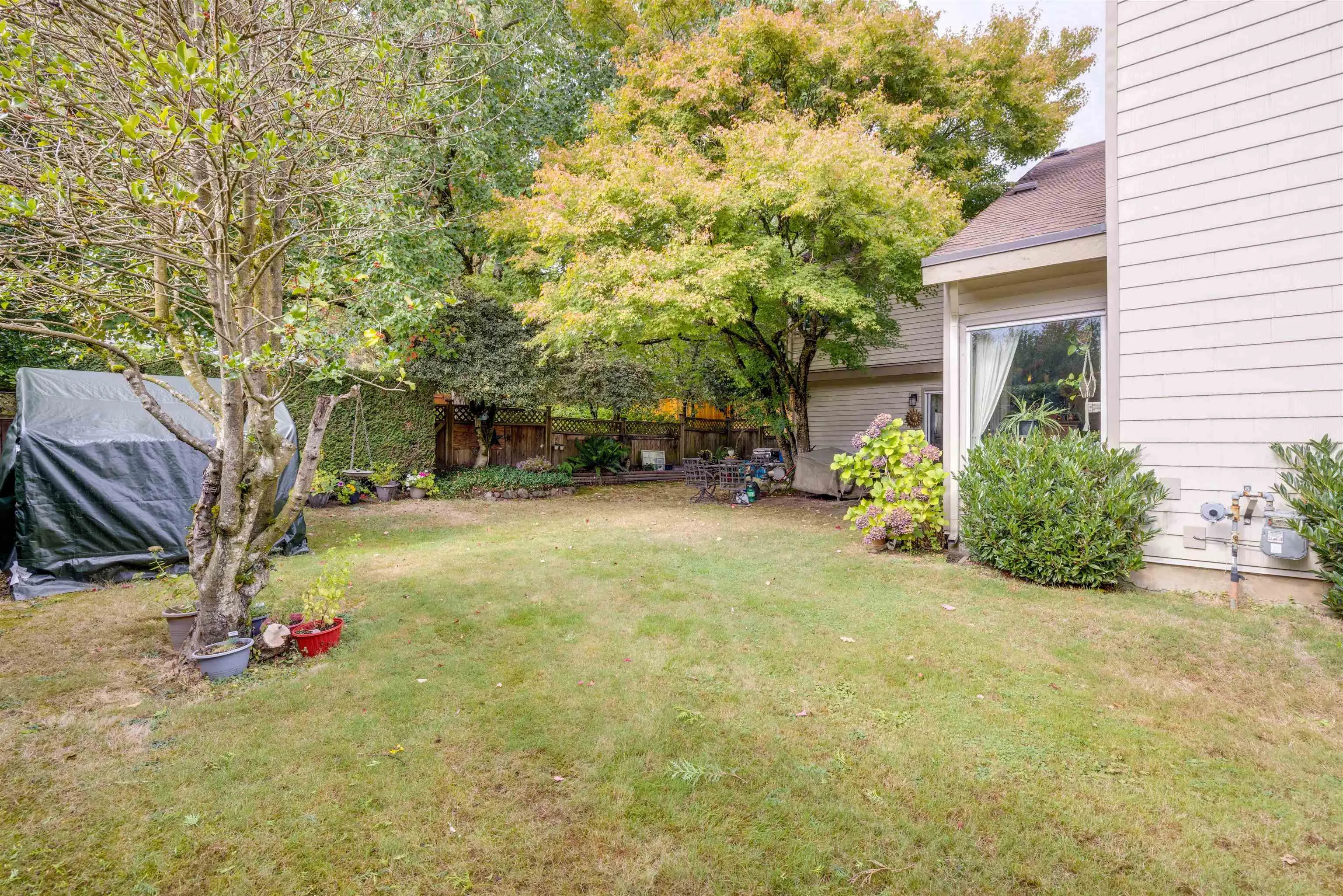 6211 W Greenside Drive