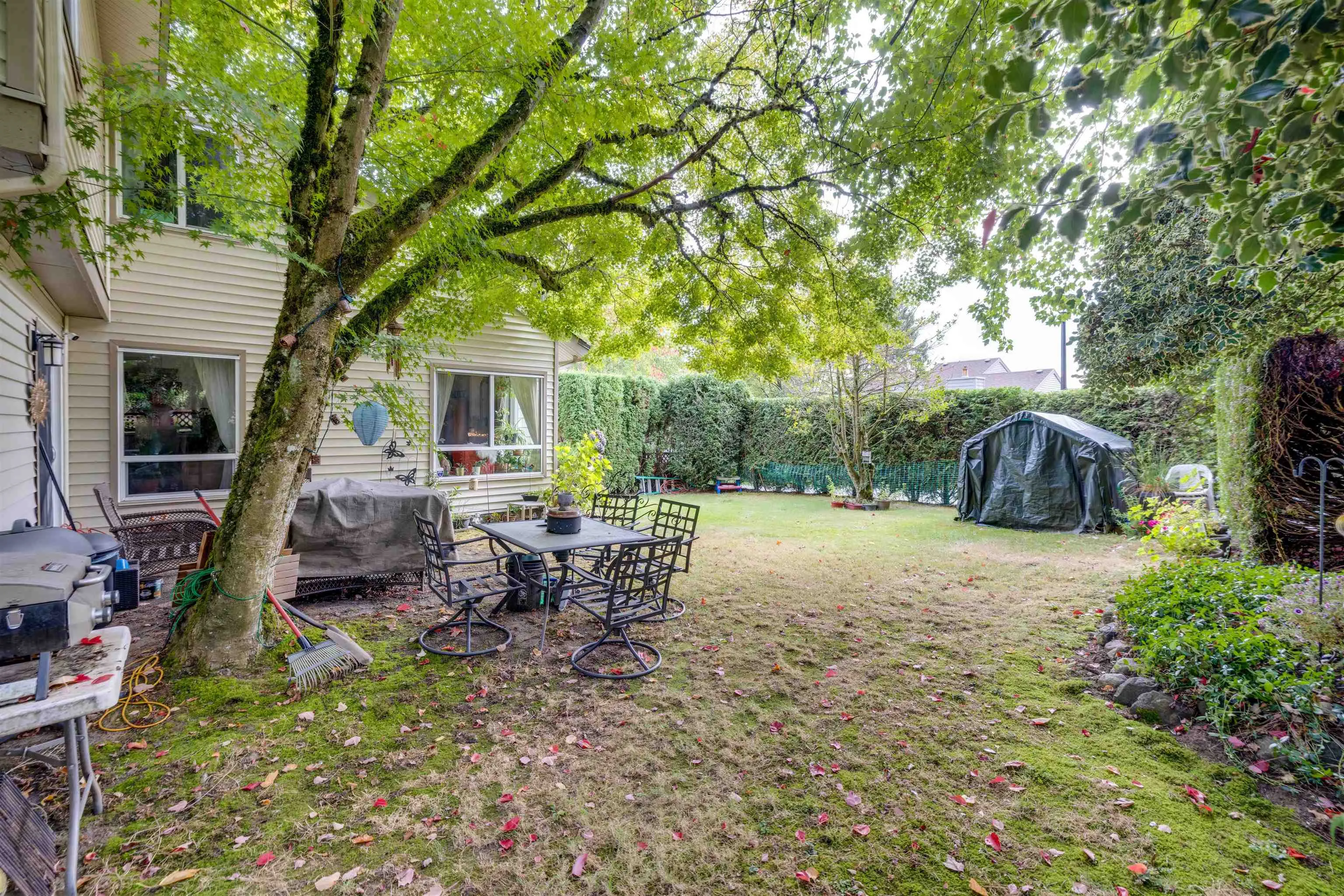 6211 W Greenside Drive