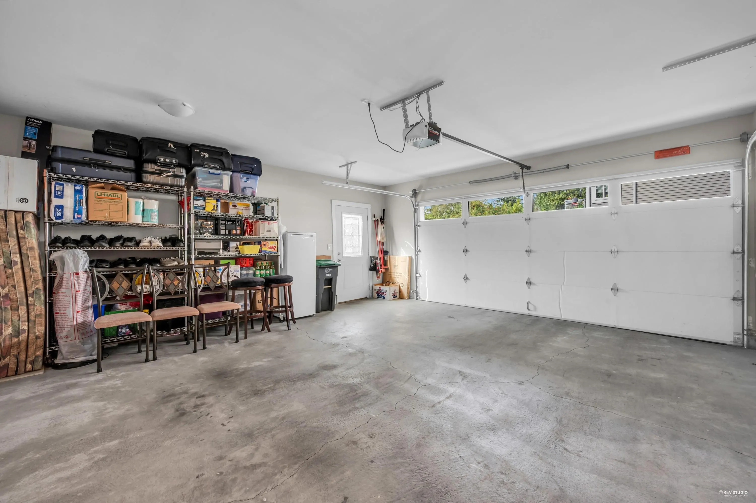 16 14320 103a Avenue