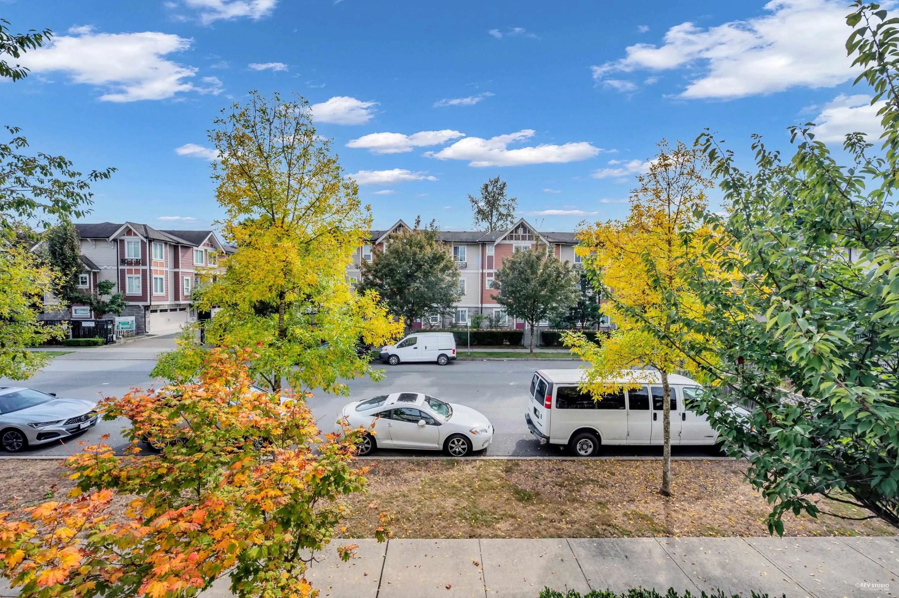 16 14320 103a Avenue