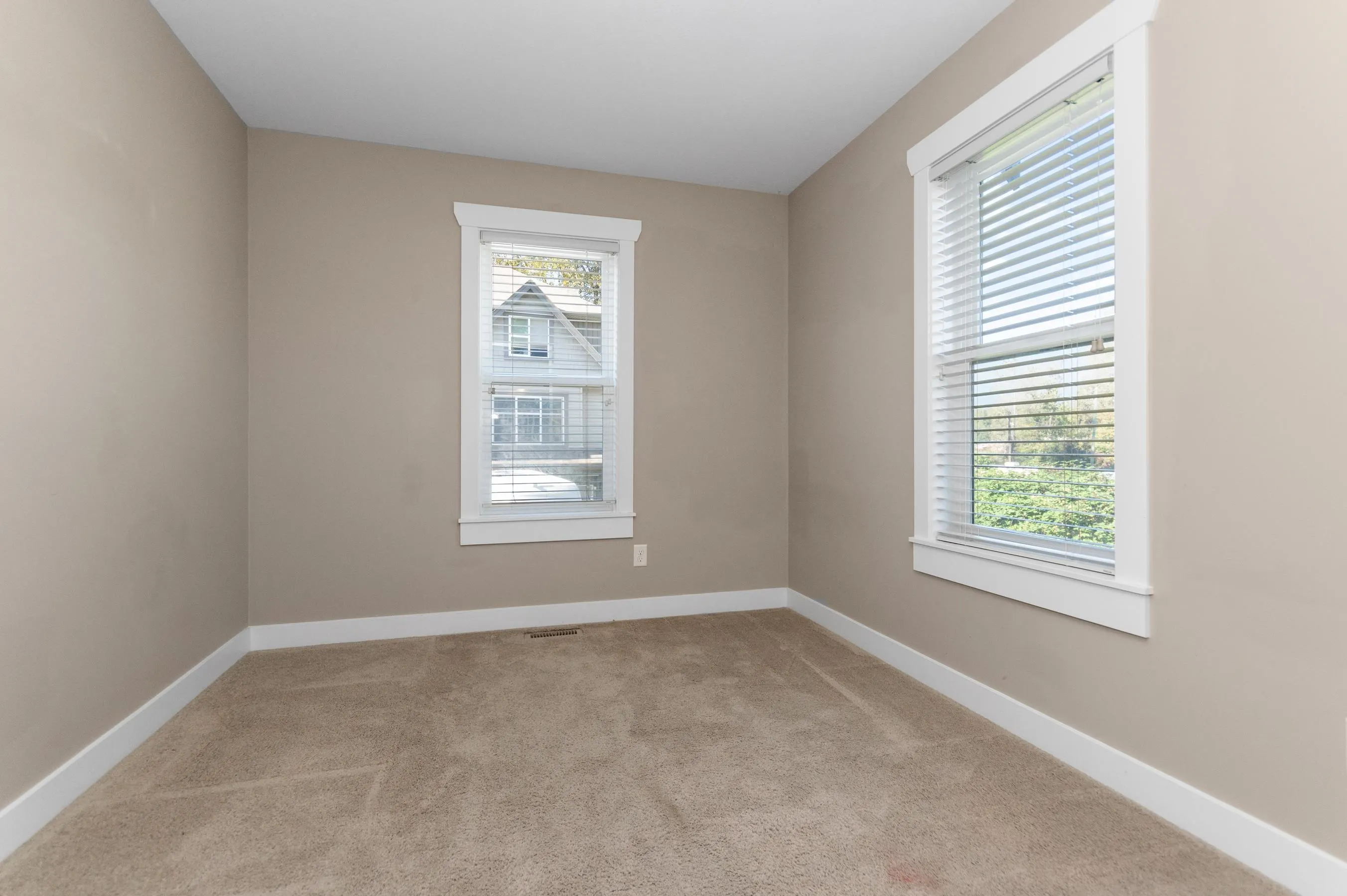 31 45085 Wolfe Road